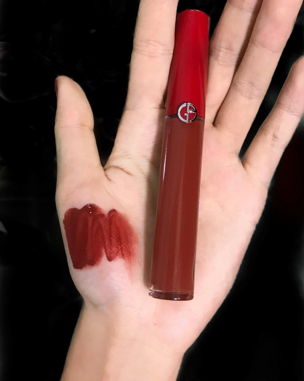 阿玛尼红管206唇釉 7315阿玛尼红管206唇釉复古陶土红棕,冷光下红