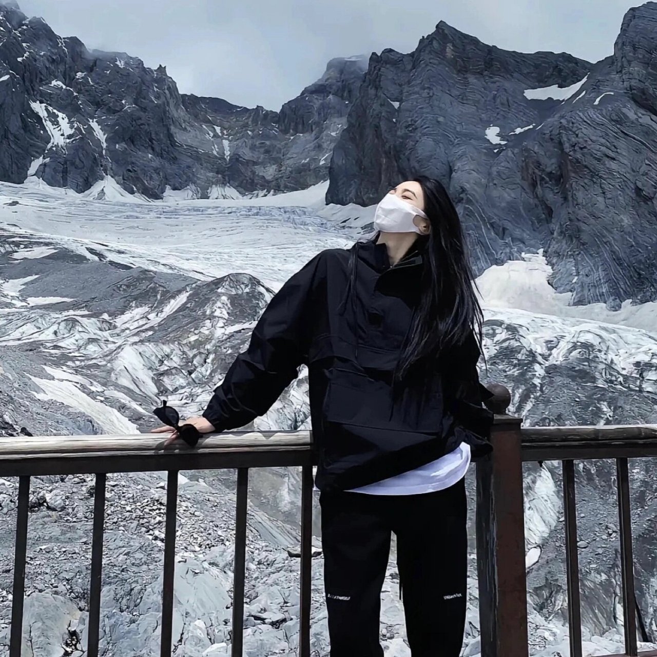 头像分享#  山前山后各有风景 有风无风都很自由