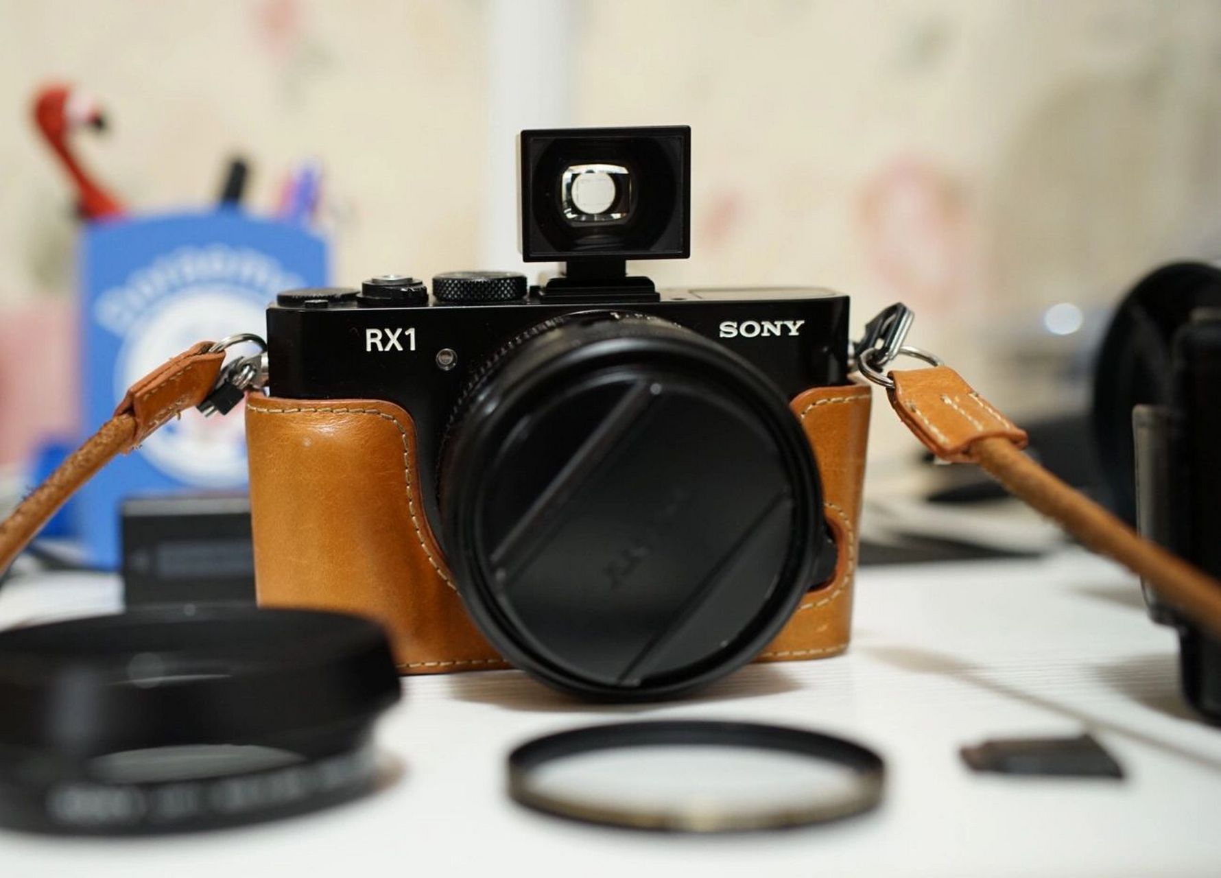推荐一个特别小众的相机,索尼rx1 世界上第一个全画幅卡片机索尼rx1