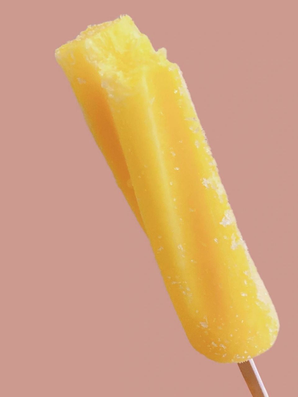 童年味道95嚼得到菠萝渣渣的菠萝棒冰06 和路雪新品95菠萝喳喳