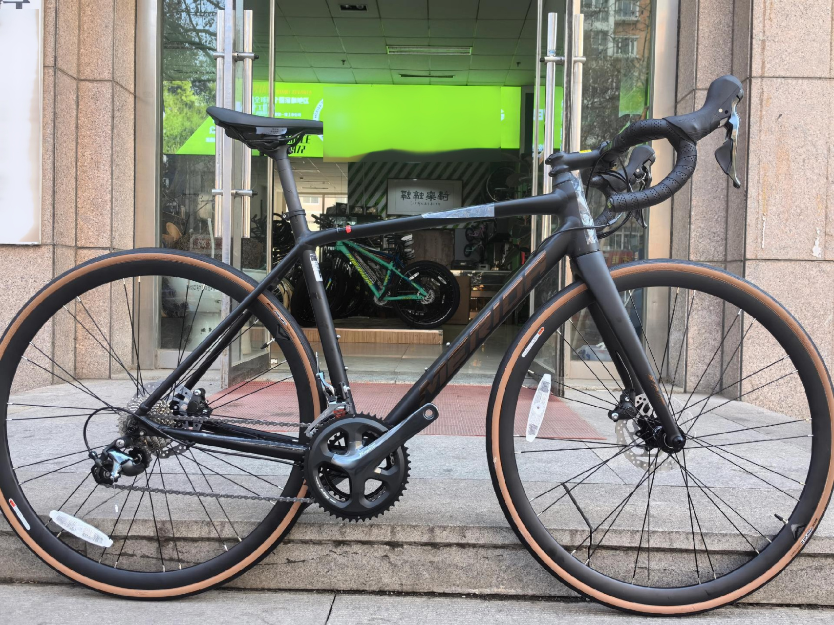 美利达新款斯特拉disc king,碳纤维坐管,前叉,全套禧玛诺tiagra ,中锁