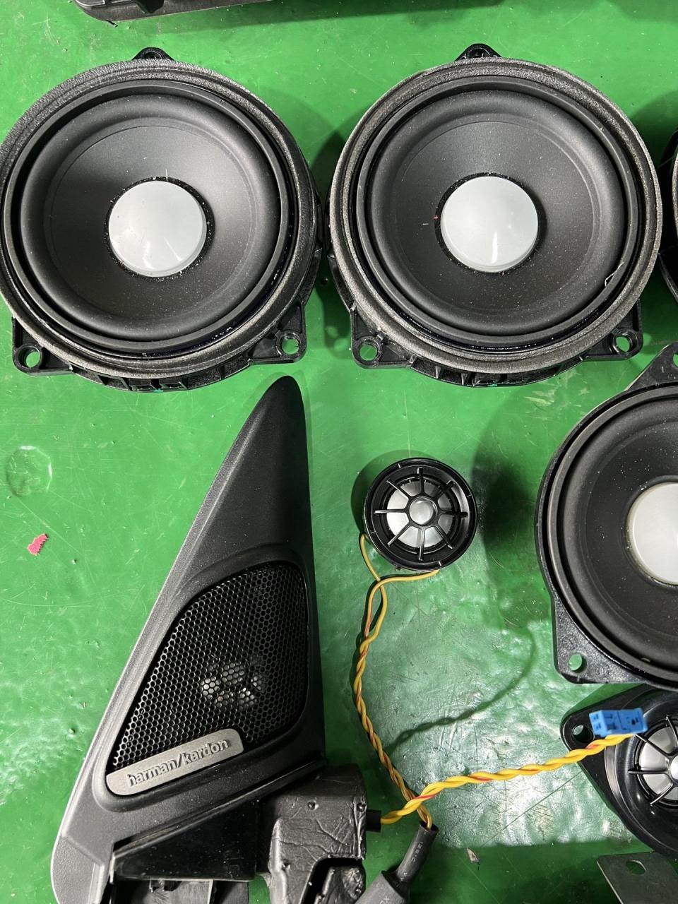 f60高配哈曼卡顿音响一套 全套12喇叭单元加一台410瓦小哈曼功放