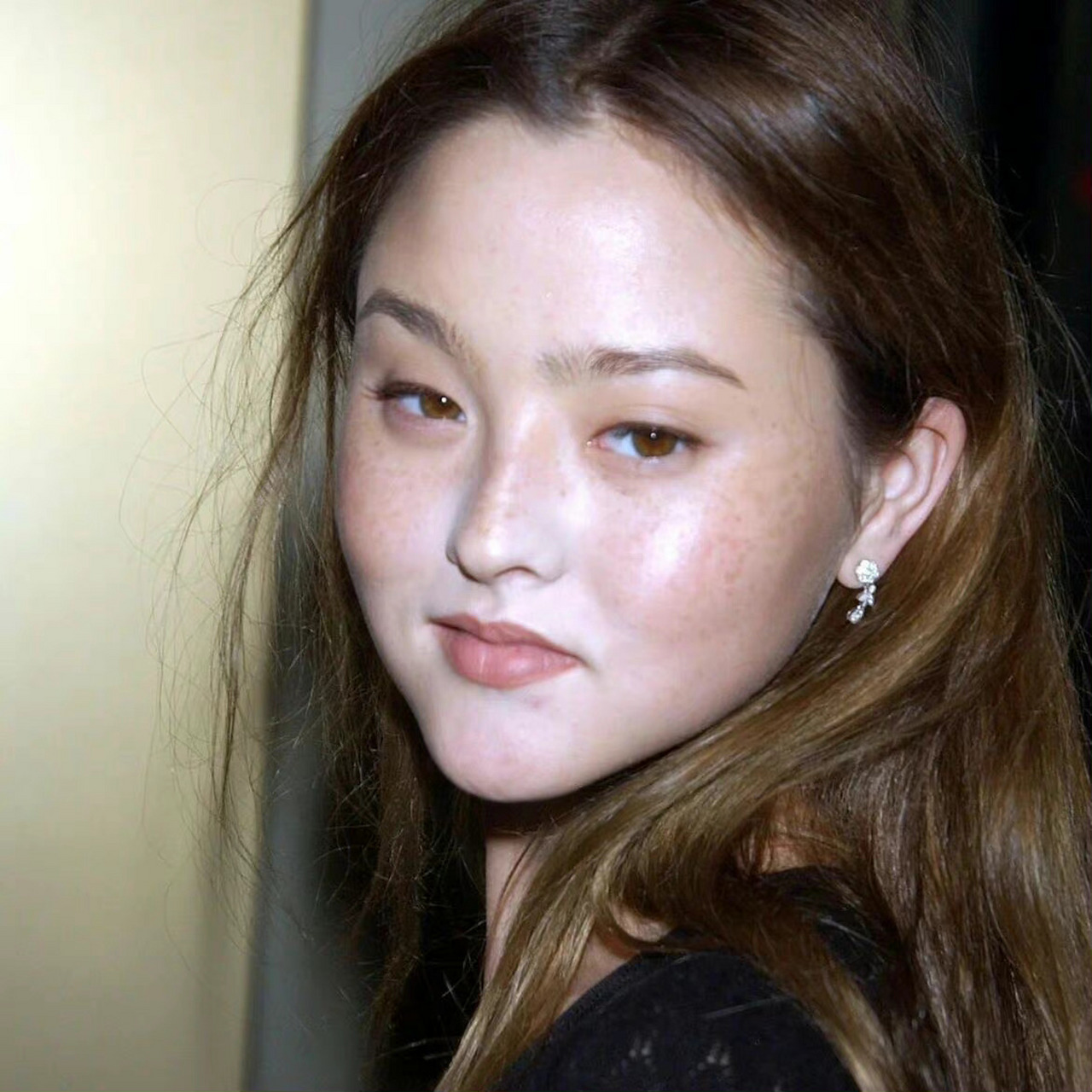 戴文青木 devon aoki