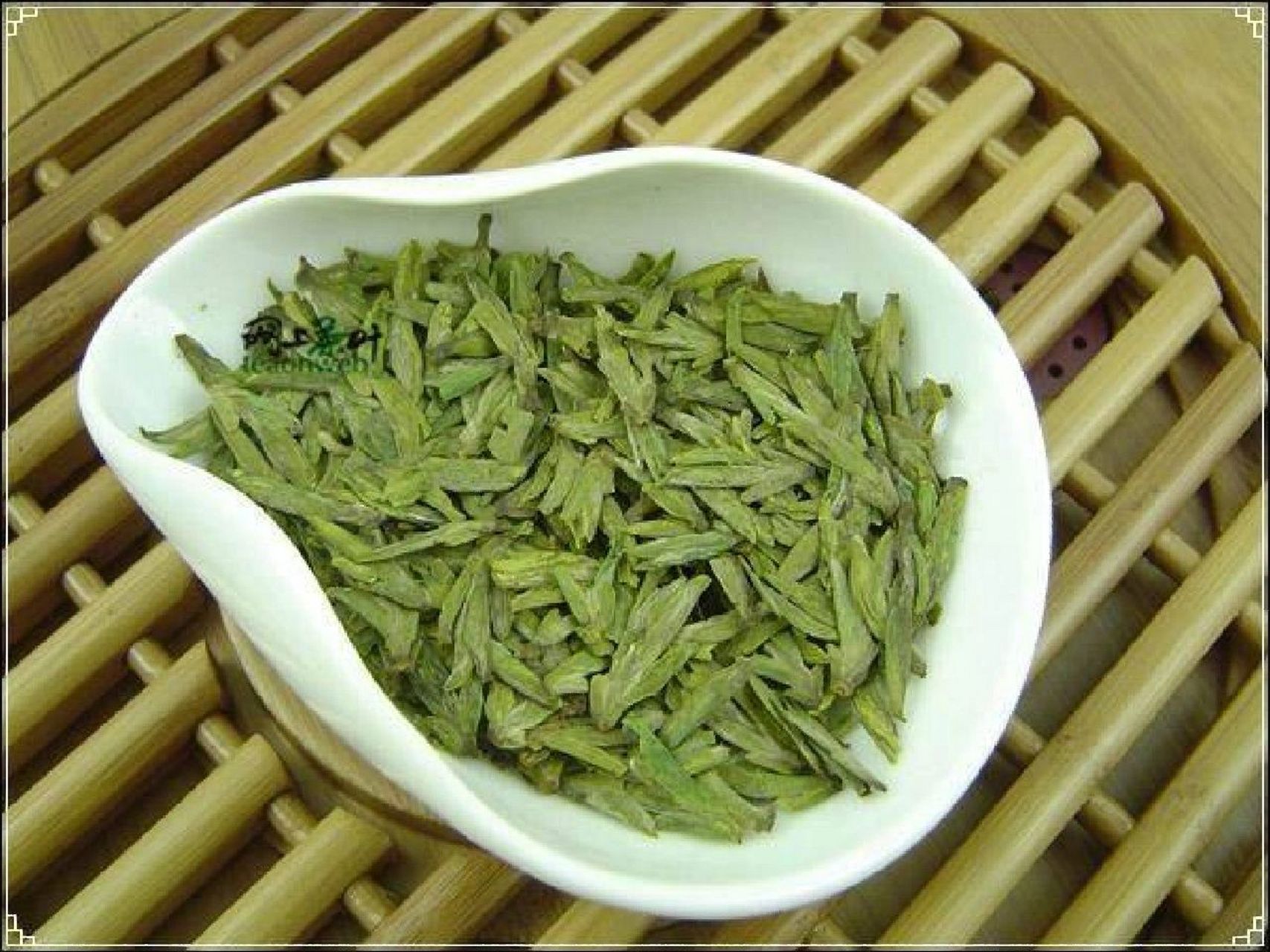 浙江省十大名茶 以下排名不分先后:1,大佛龙井,2,开化龙顶茶,3,安吉