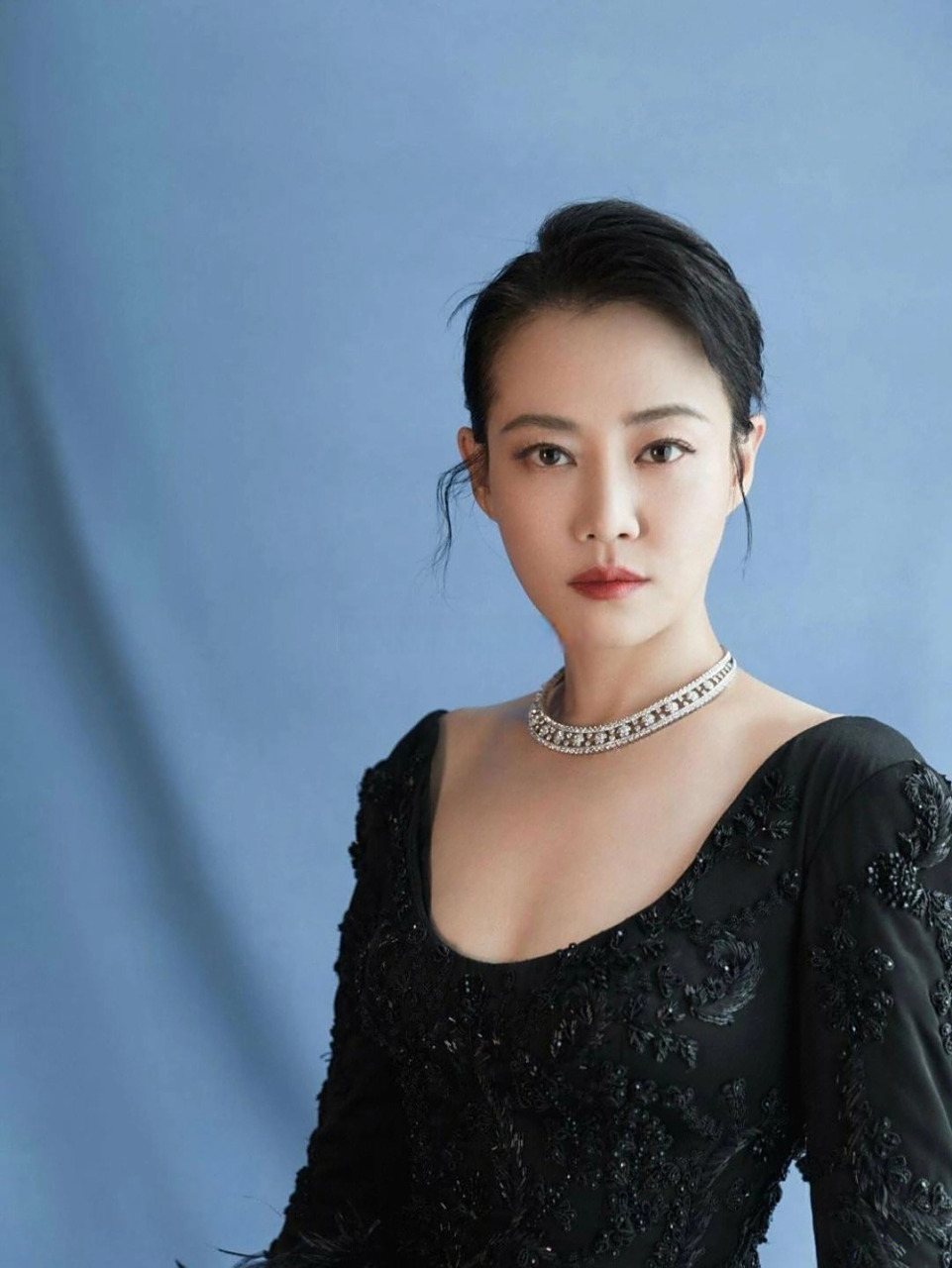 谭卓,郝蕾,颜丙燕,感觉这仨人一个类型的～  #谭卓否认与章宇恋情