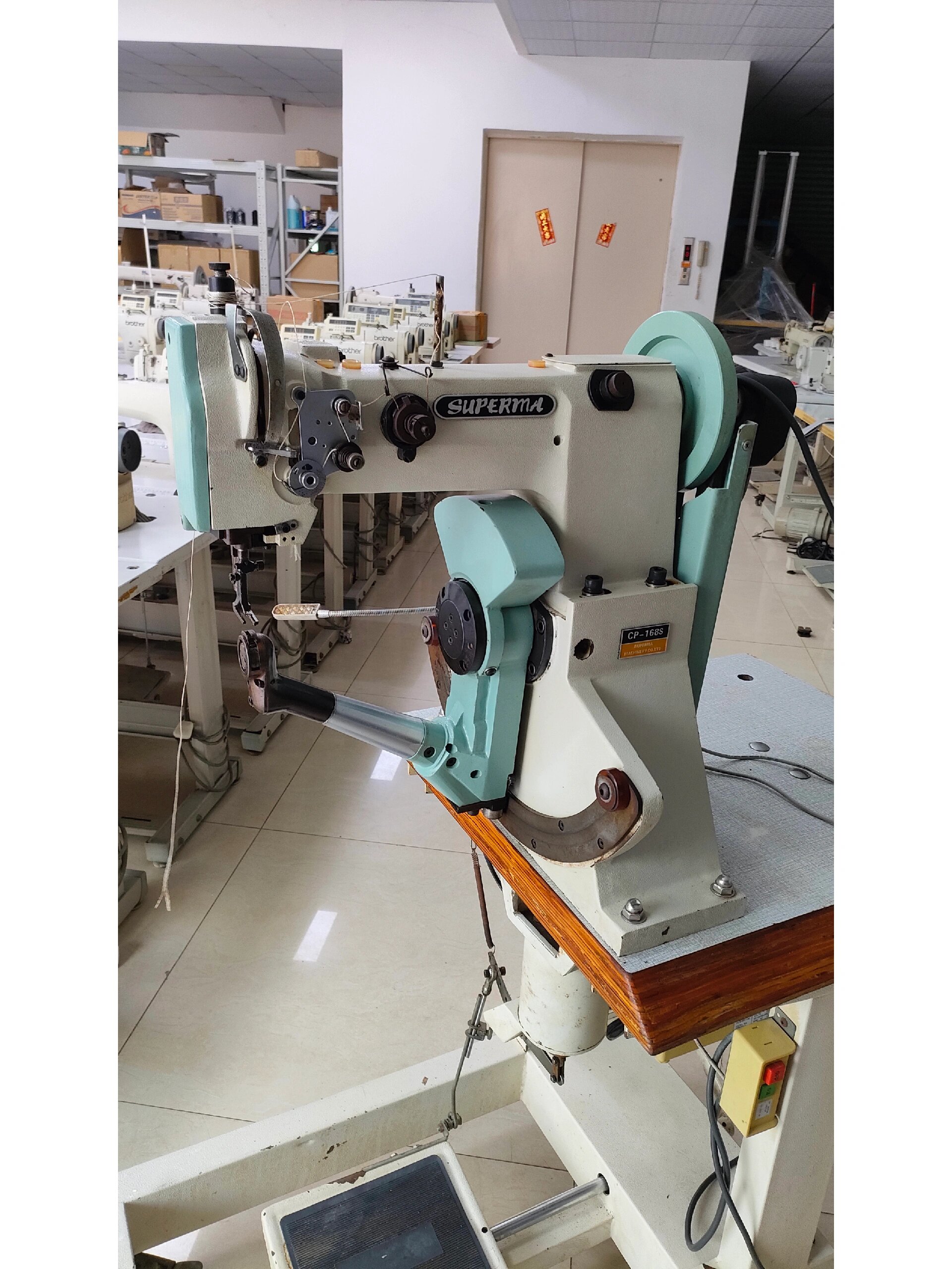 出售二手168内线机 鞋机 侧缝粗线机缝纫机