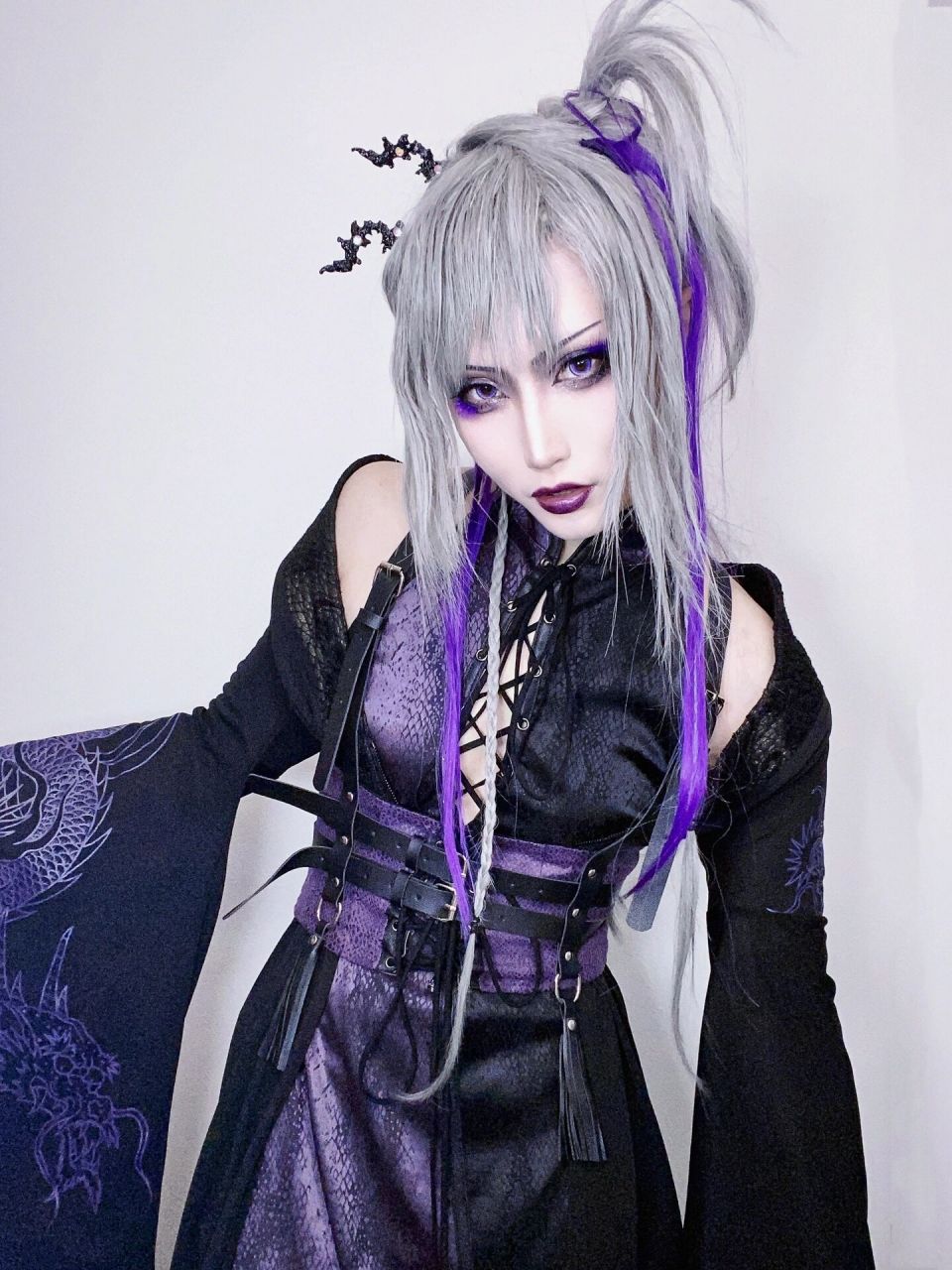 视觉系妆造93新中式 和风 旗袍和带腰封的外衫都是qutiefrash 	 拖