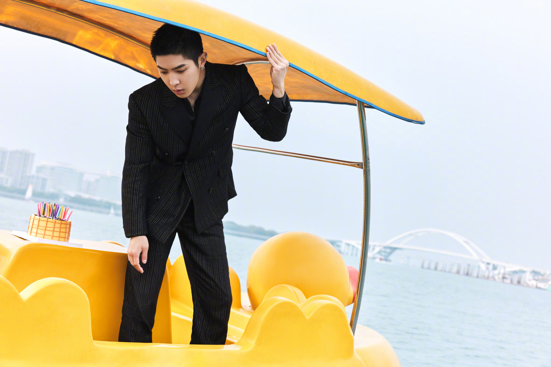 马伯骞28岁生日寸头写真 春日好时光,28岁的马伯骞victor 生日快乐!