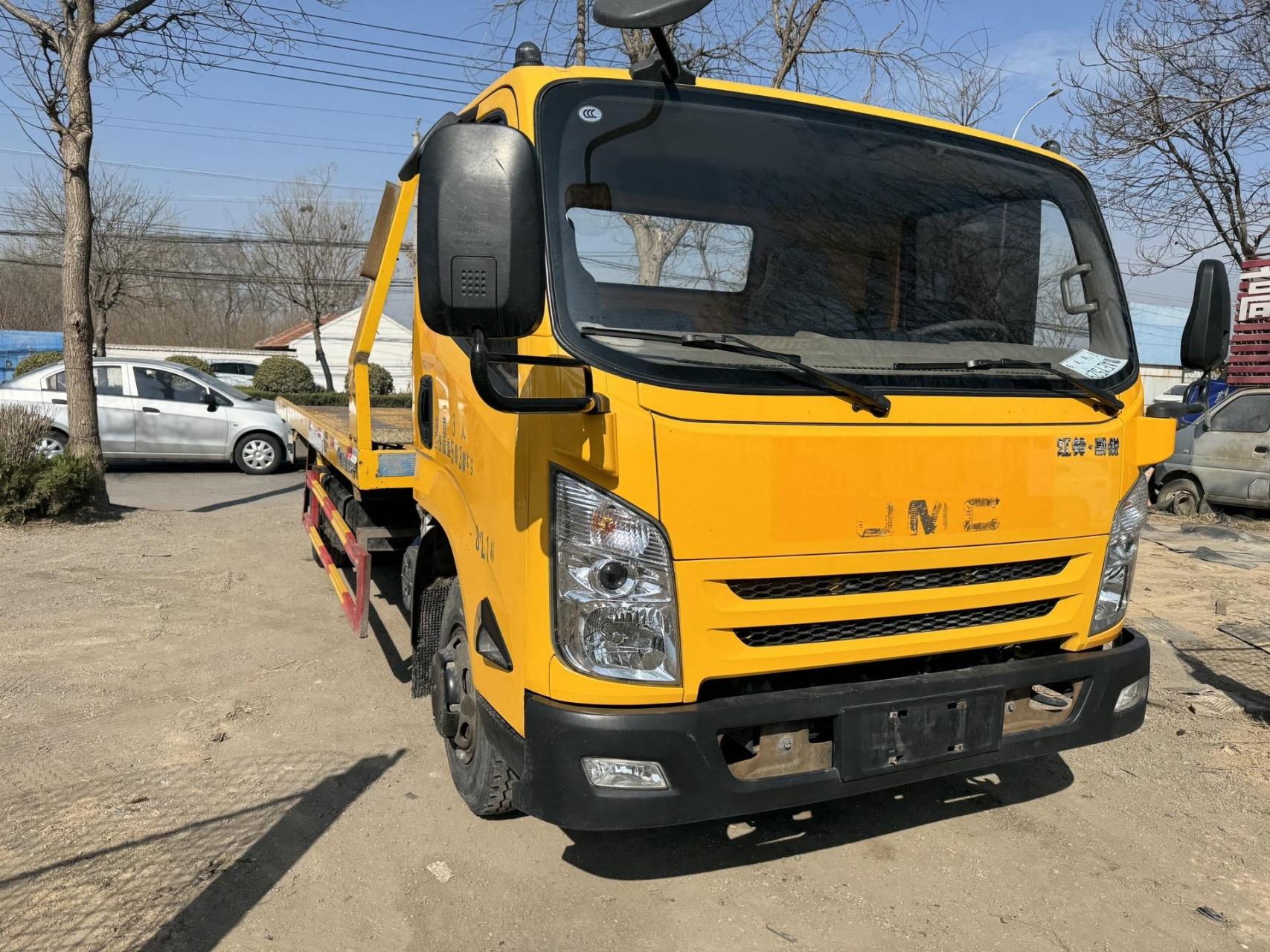 双胞胎江铃铃凯锐n800黄牌三吨一拖二道路清障车,五十铃发动机152马力