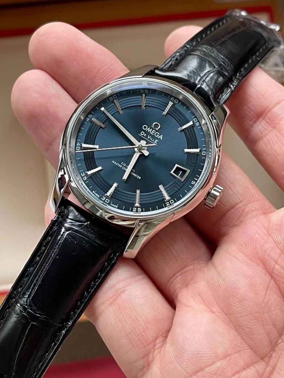 欧米茄 蝶飞 明亮之蓝(2w ) 欧米茄大碟飞明亮之蓝新款机械表 最美