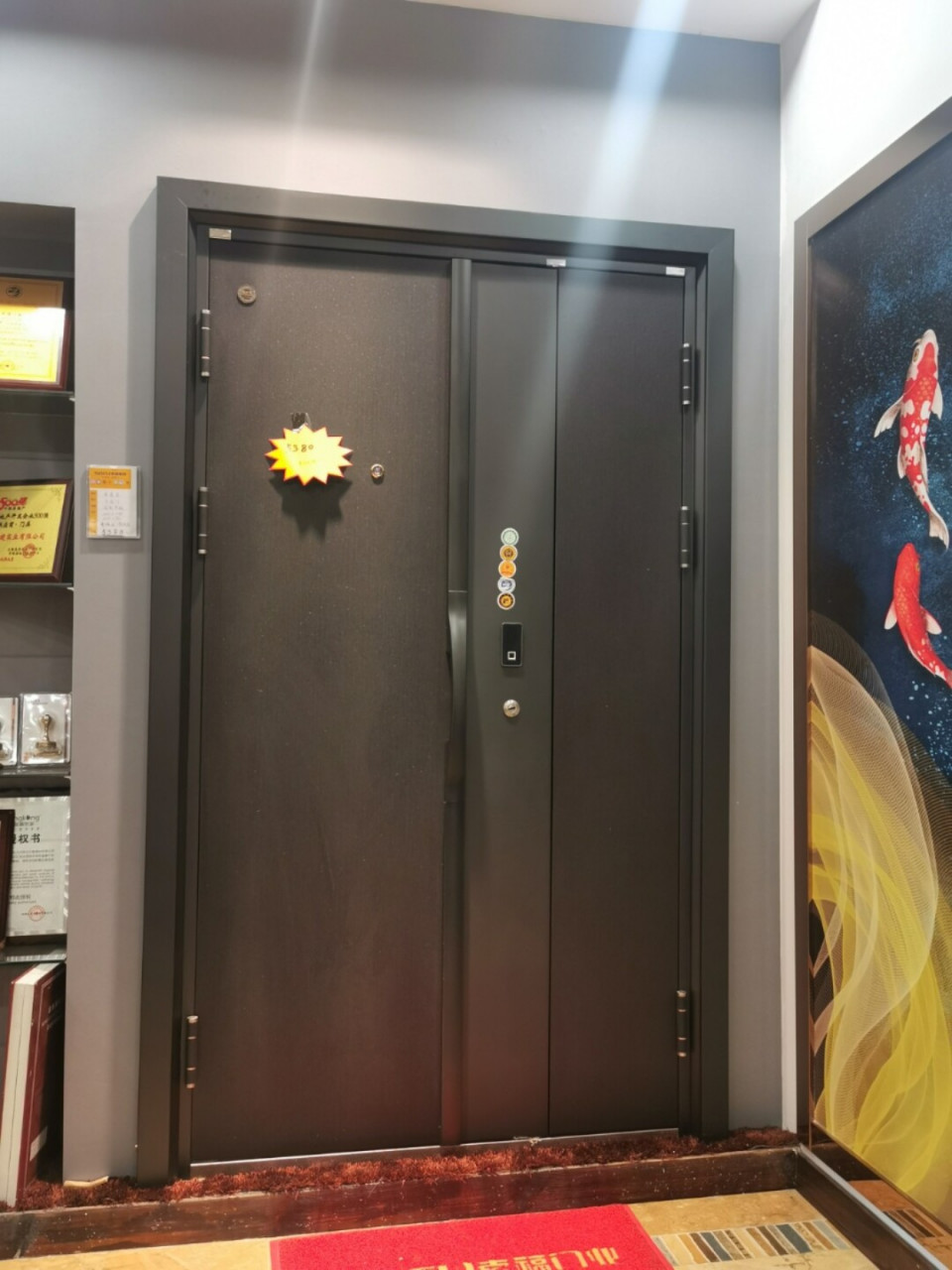 索福防盗门 已经订好了 子母门 高2370  宽1180   开发商配了个这么高