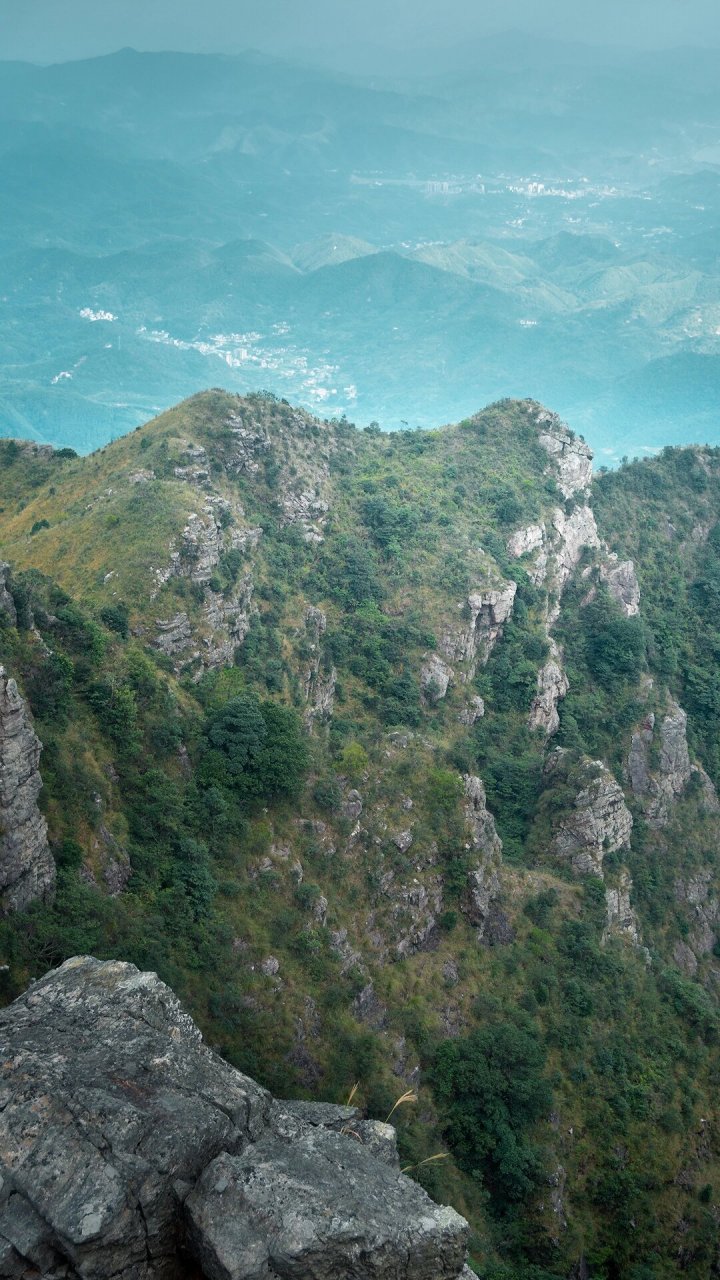 登顶梅州阴那山五指峰