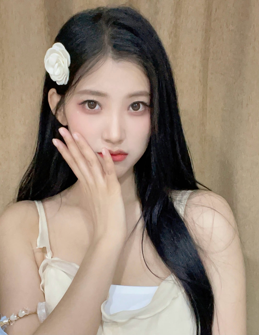 bej48孙晓艳 1998年11月29日出生于黑龙江省,中国内地女歌手,射手座