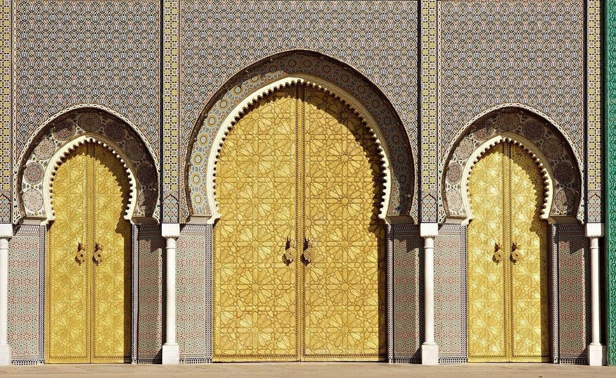门的美学 | 摩洛哥菲斯皇宫的大门 菲斯皇宫的大门,是摩洛哥国王在