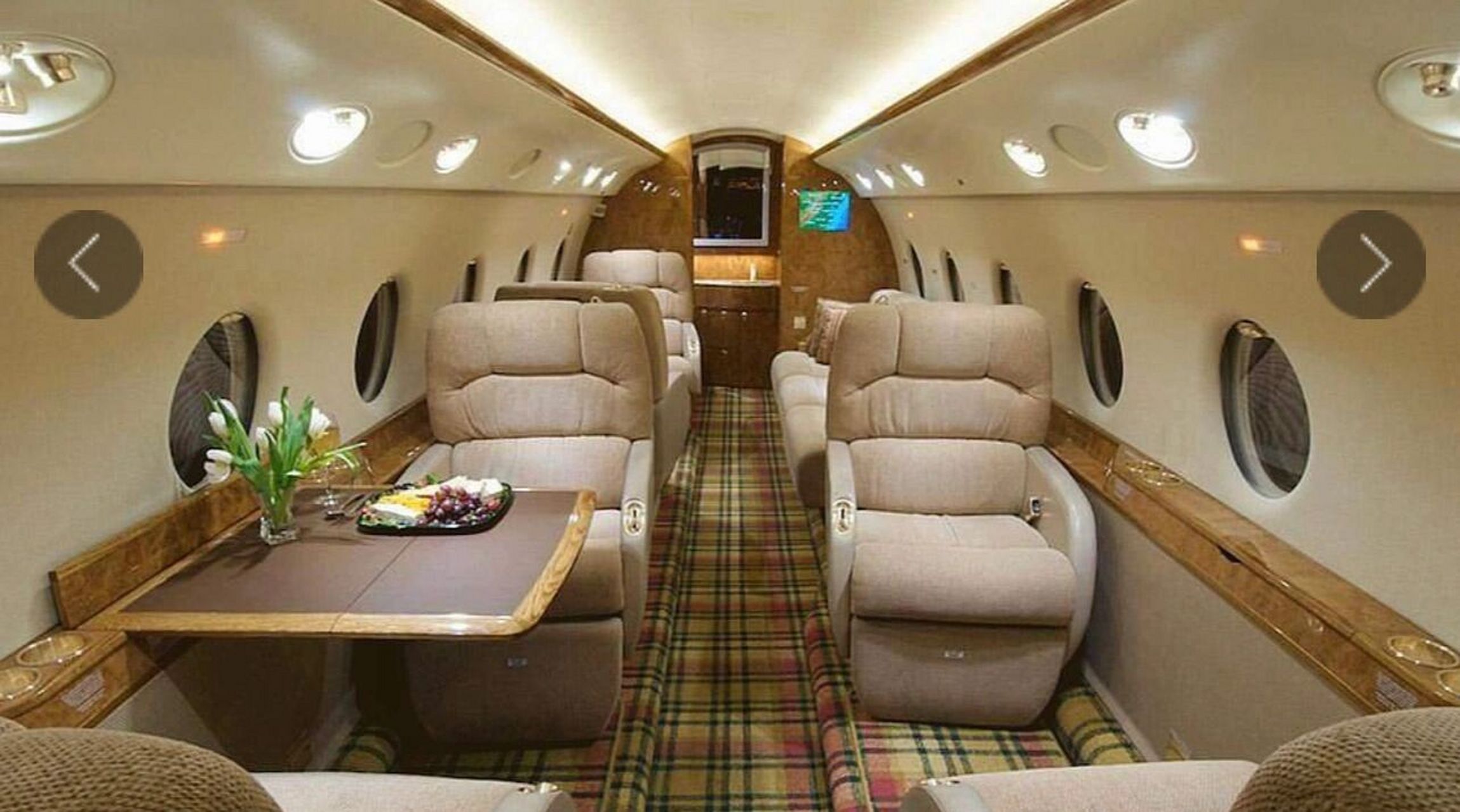 出私人飞机-7615湾流g200 机型介绍 湾流g200属于超中型公务机