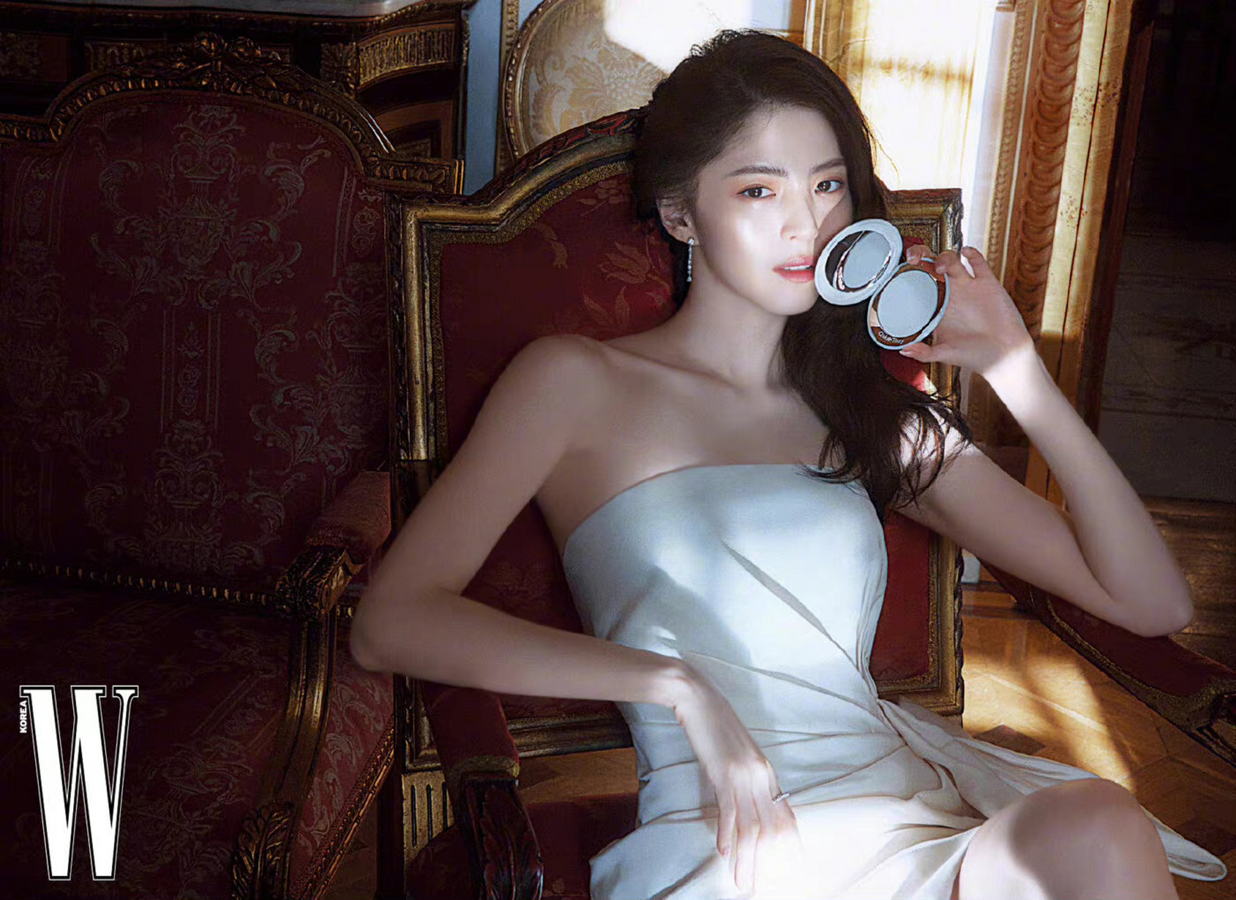 时尚杂志# #时尚大片# #韩素希# #美妆# #时尚# #w