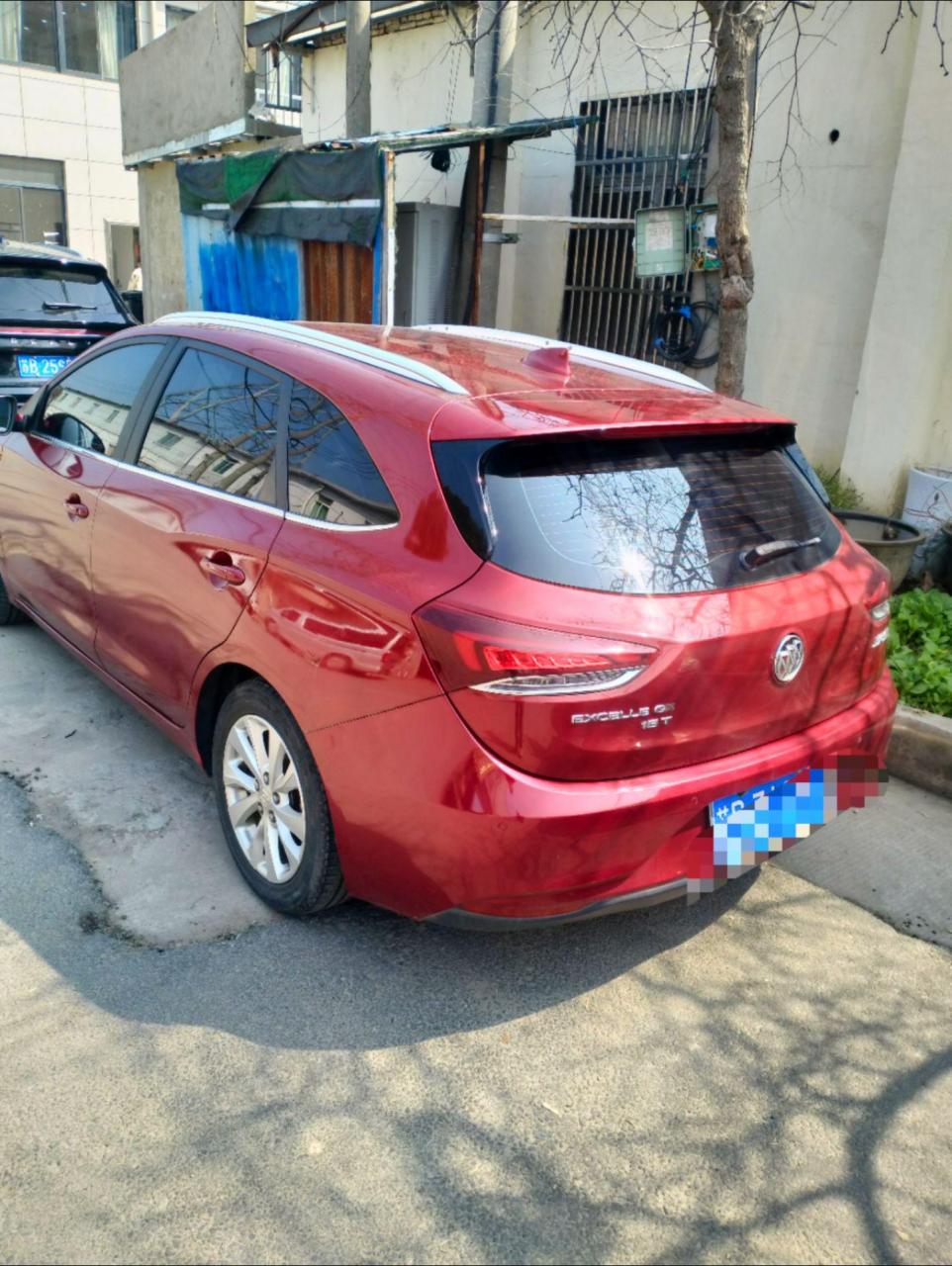 18年一手别克阅朗旅行车,无任何事故原版原漆12万公里,自动挡带天窗,4