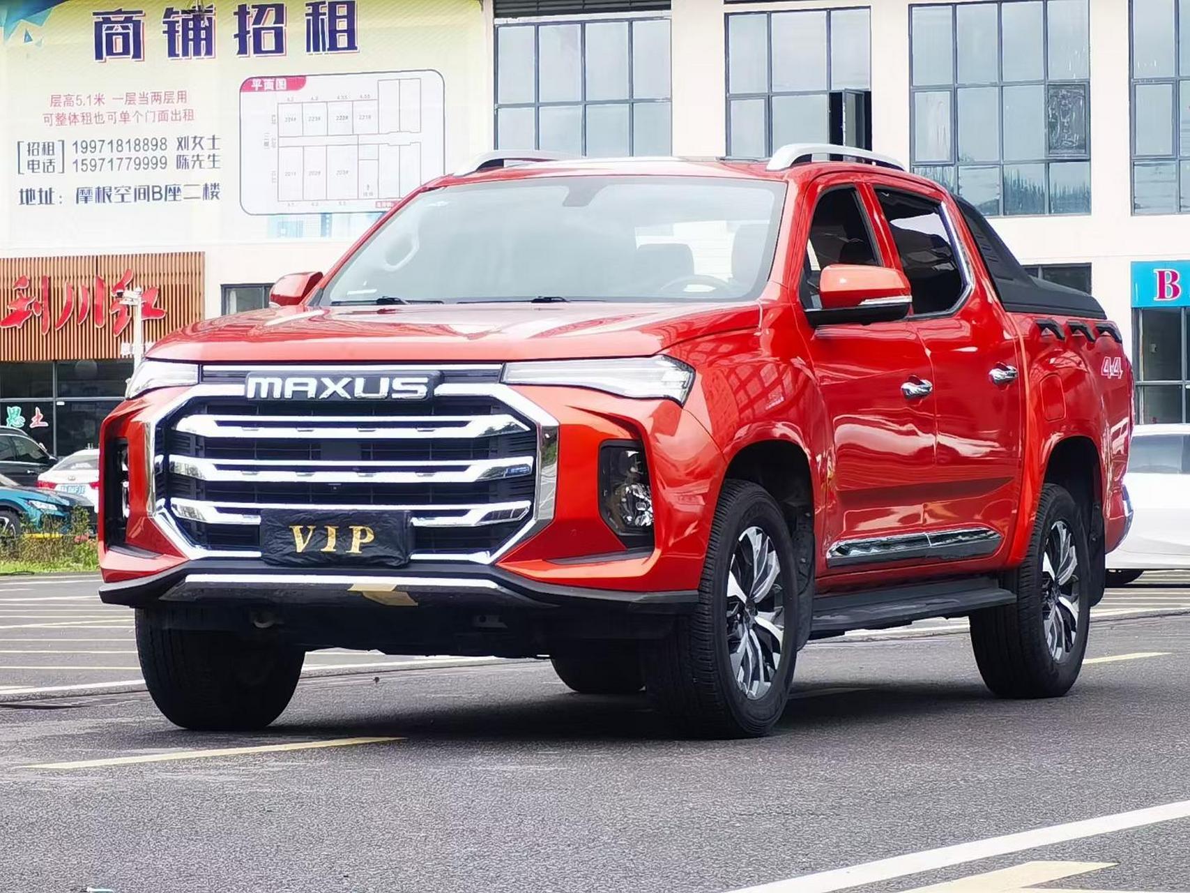 最新到店一台21年7月上户的自动挡四驱皮卡,上汽大通t90,2.