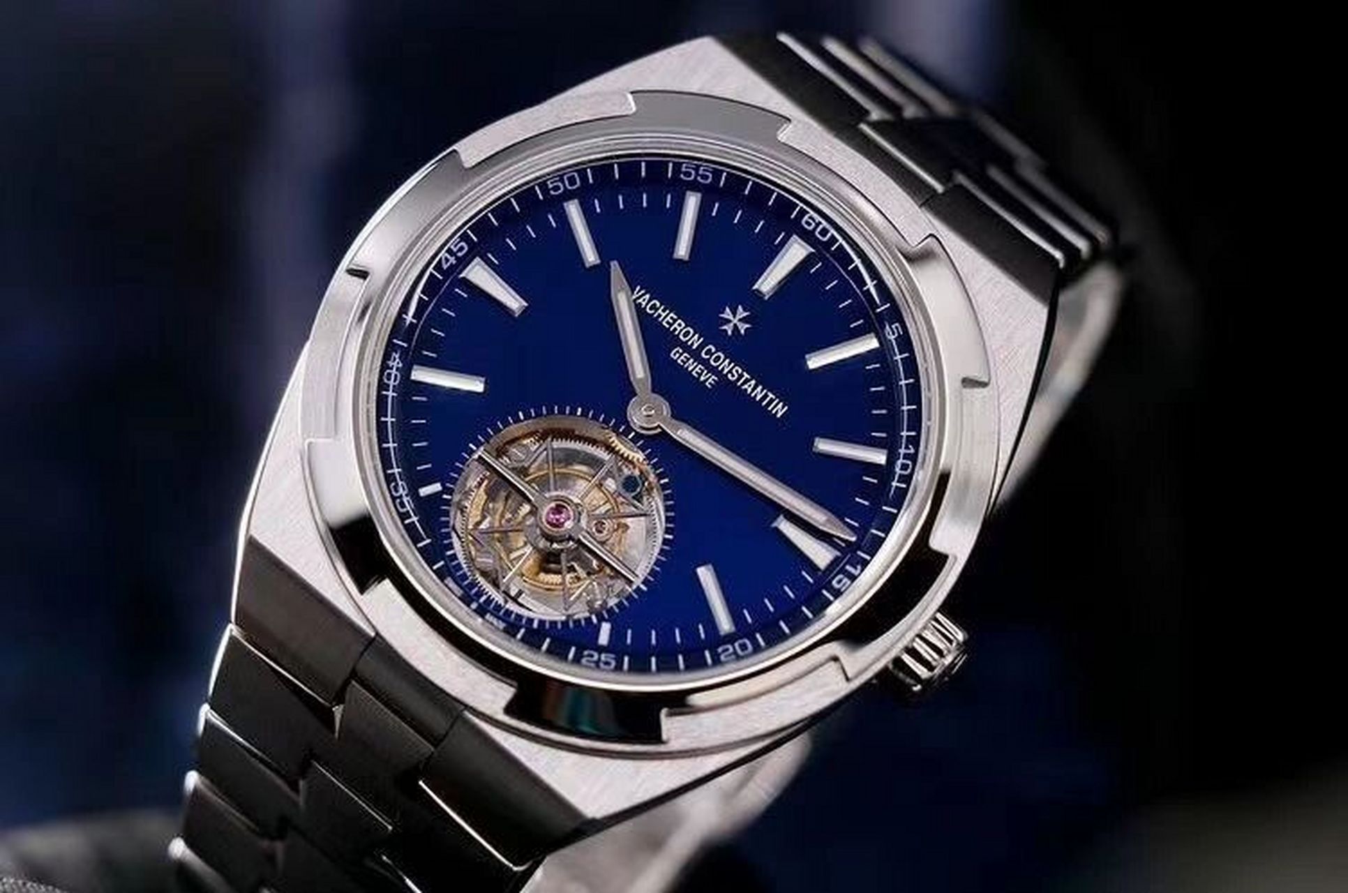 江诗丹顿纵横四海6000v陀飞轮42.