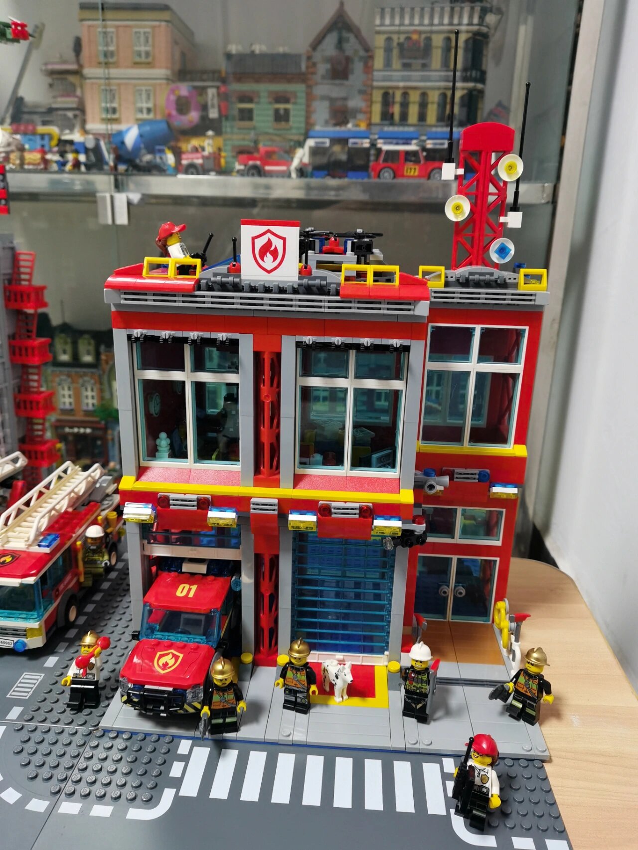 乐高城市系列消防局60215三套合一