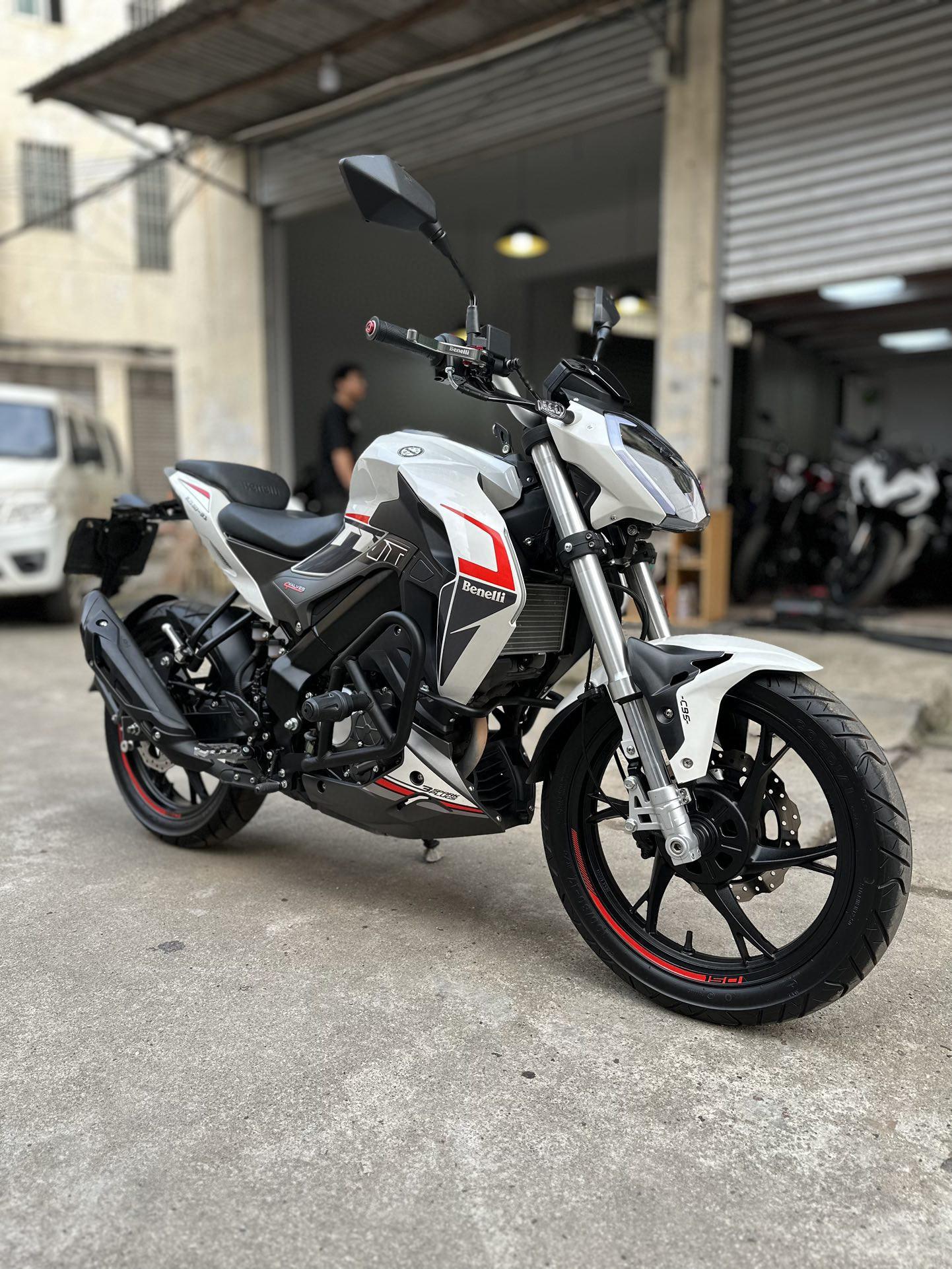 21年贝纳利小迅龙150s出售