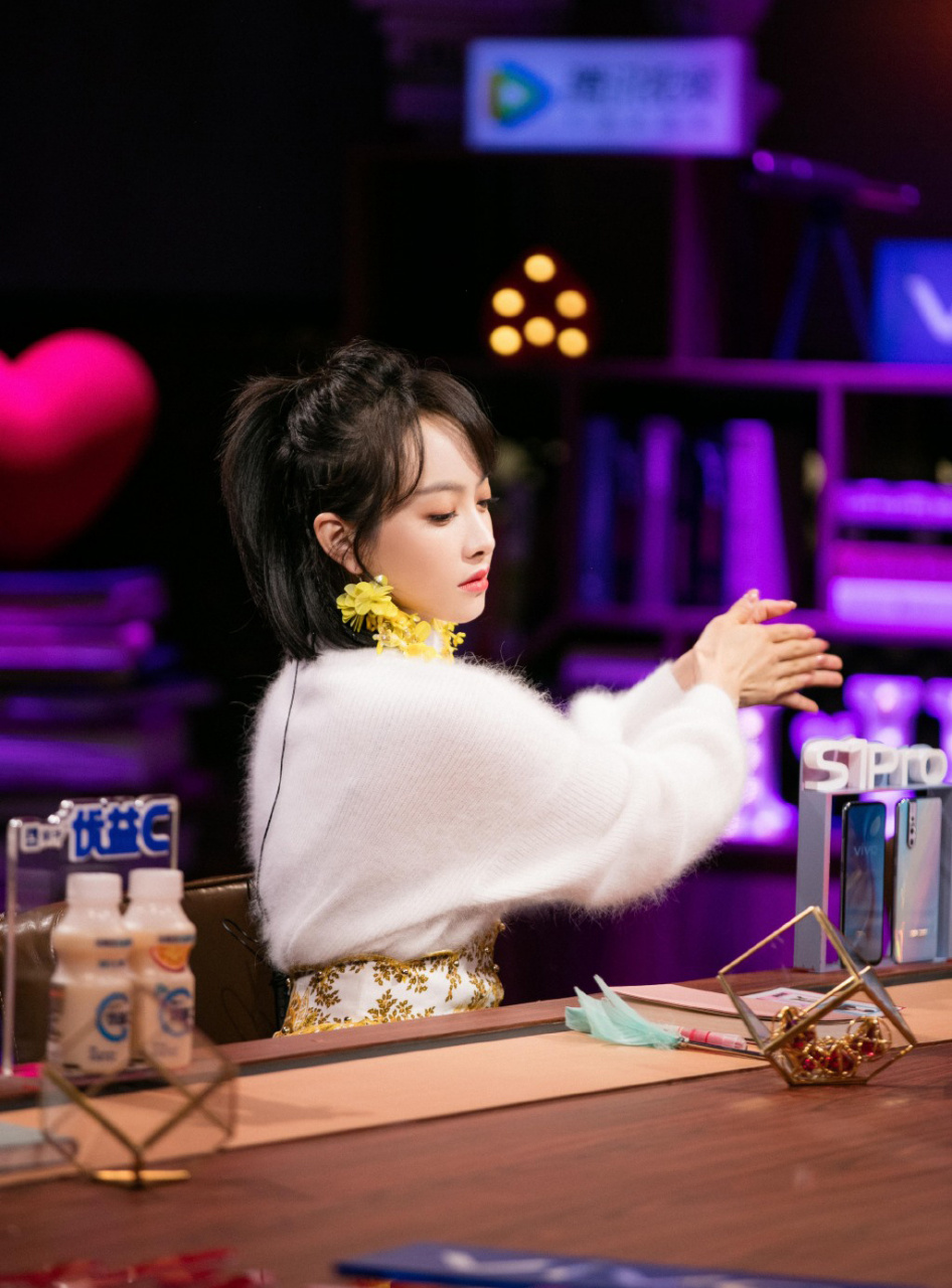 宋茜《心动的信号》清新甜美