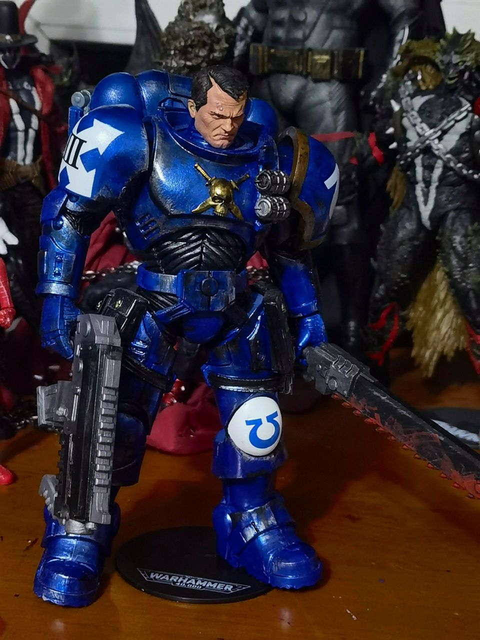 麦克法兰战锤40k泰图斯 麦克法兰战锤恐虐神选泰图斯头雕白模上色