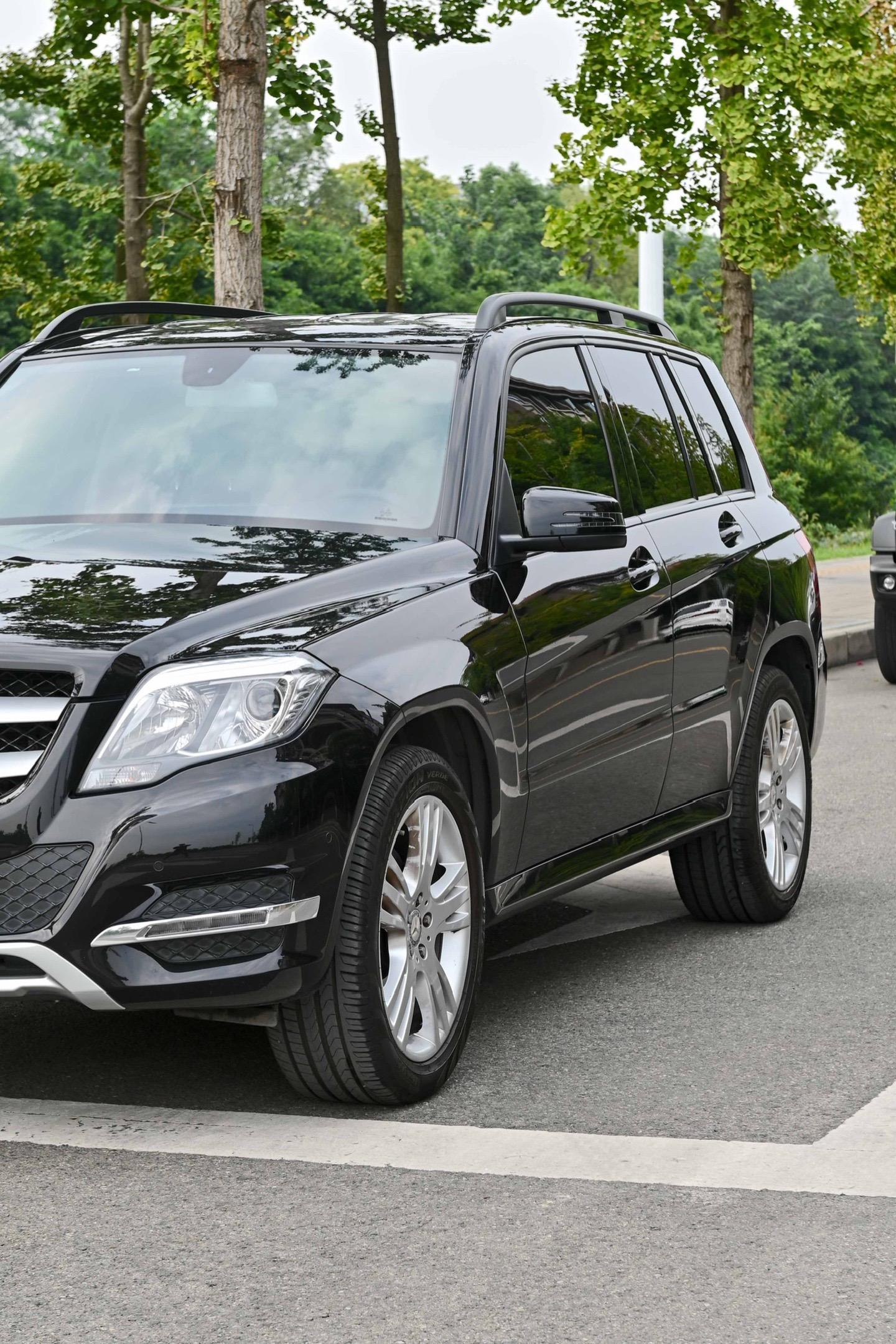 suv 奔驰 车型:奔驰 2013款 glk300 4matic动感型 上牌:2013年9月 表