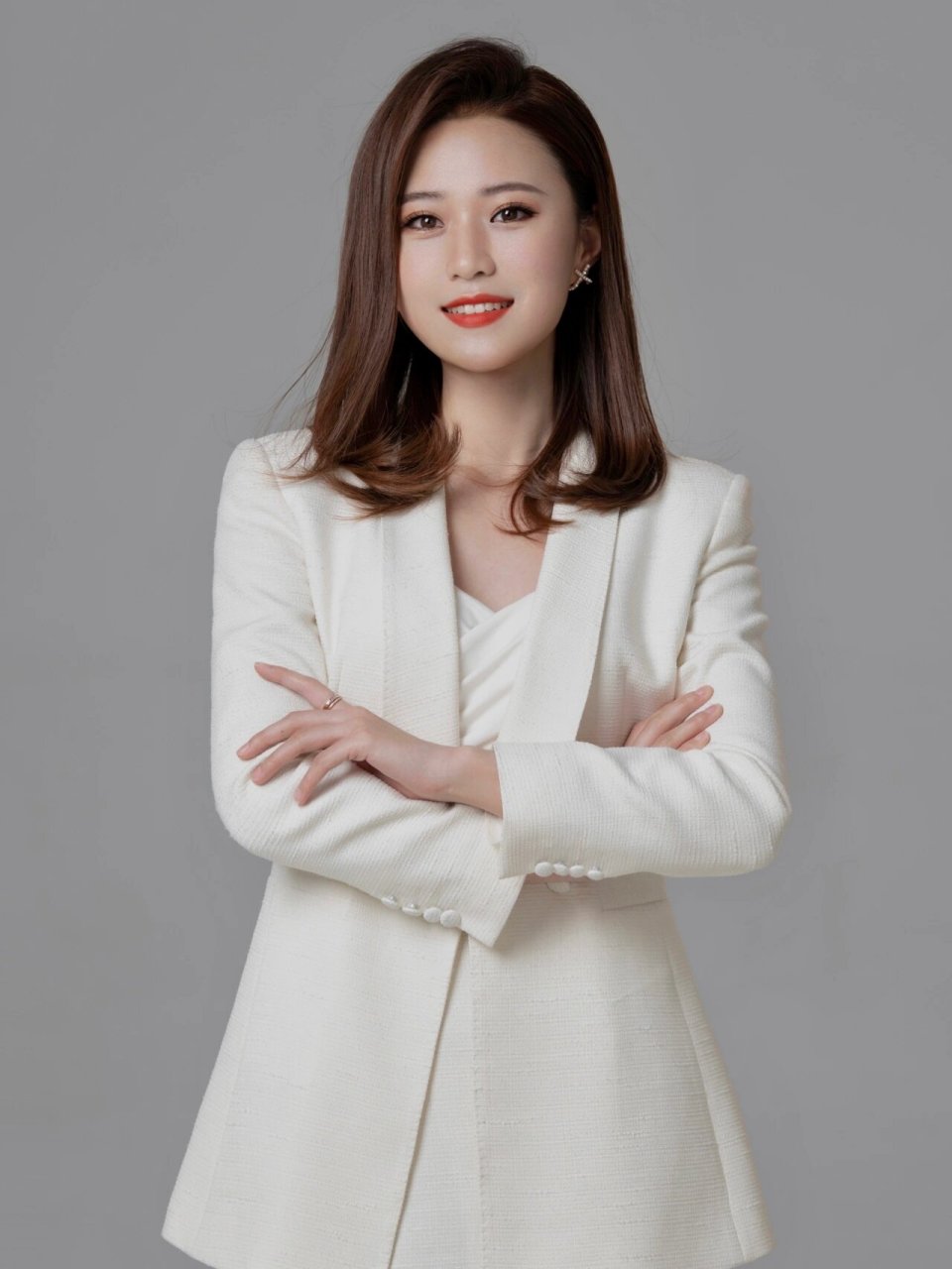 像微商女老板专用形象照吗哈哈 第二张越看越像微商头像哈哈哈哈哈