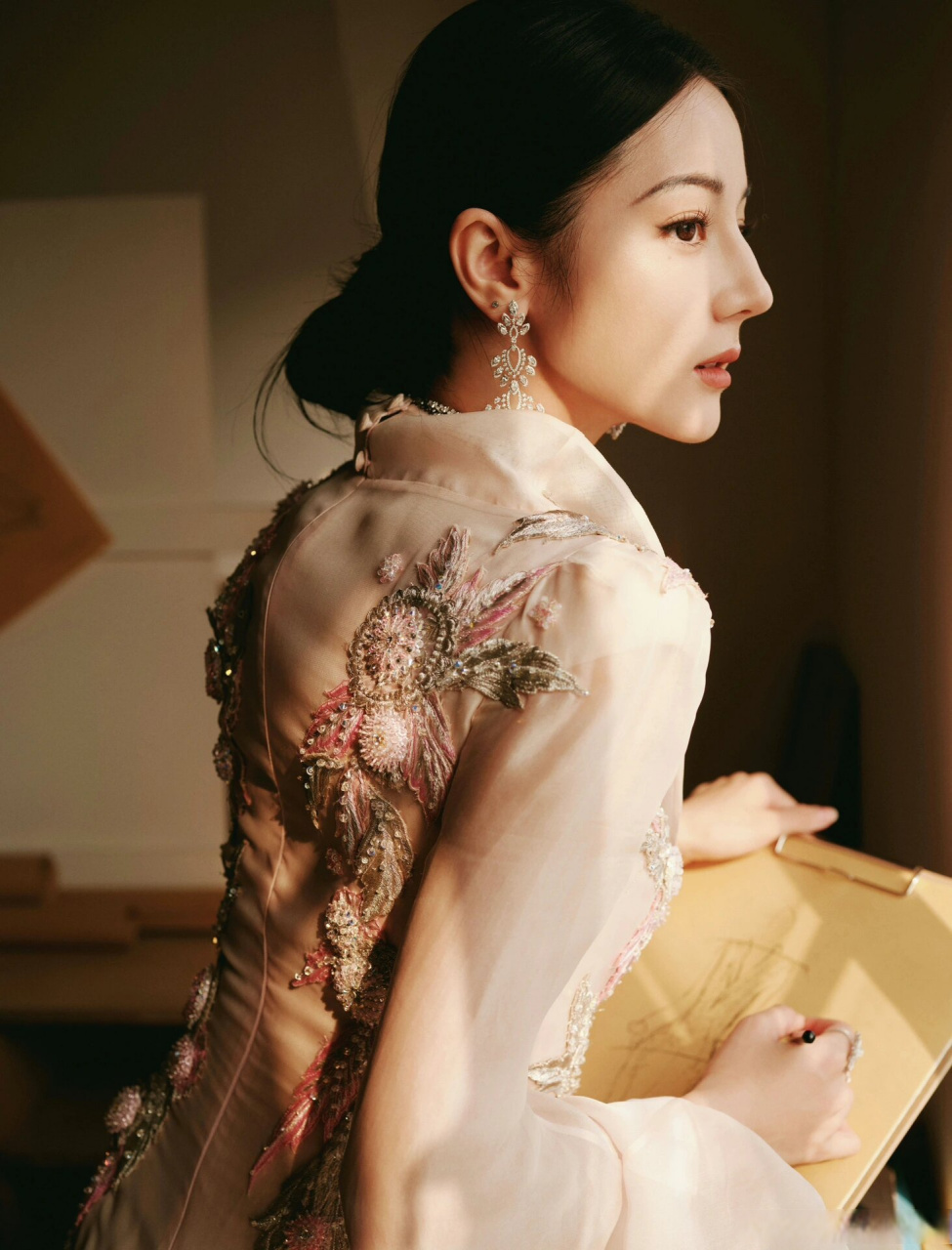 至美的高定时代 迪丽热巴再次演绎郭培 guopei fall-winter 2017/2018