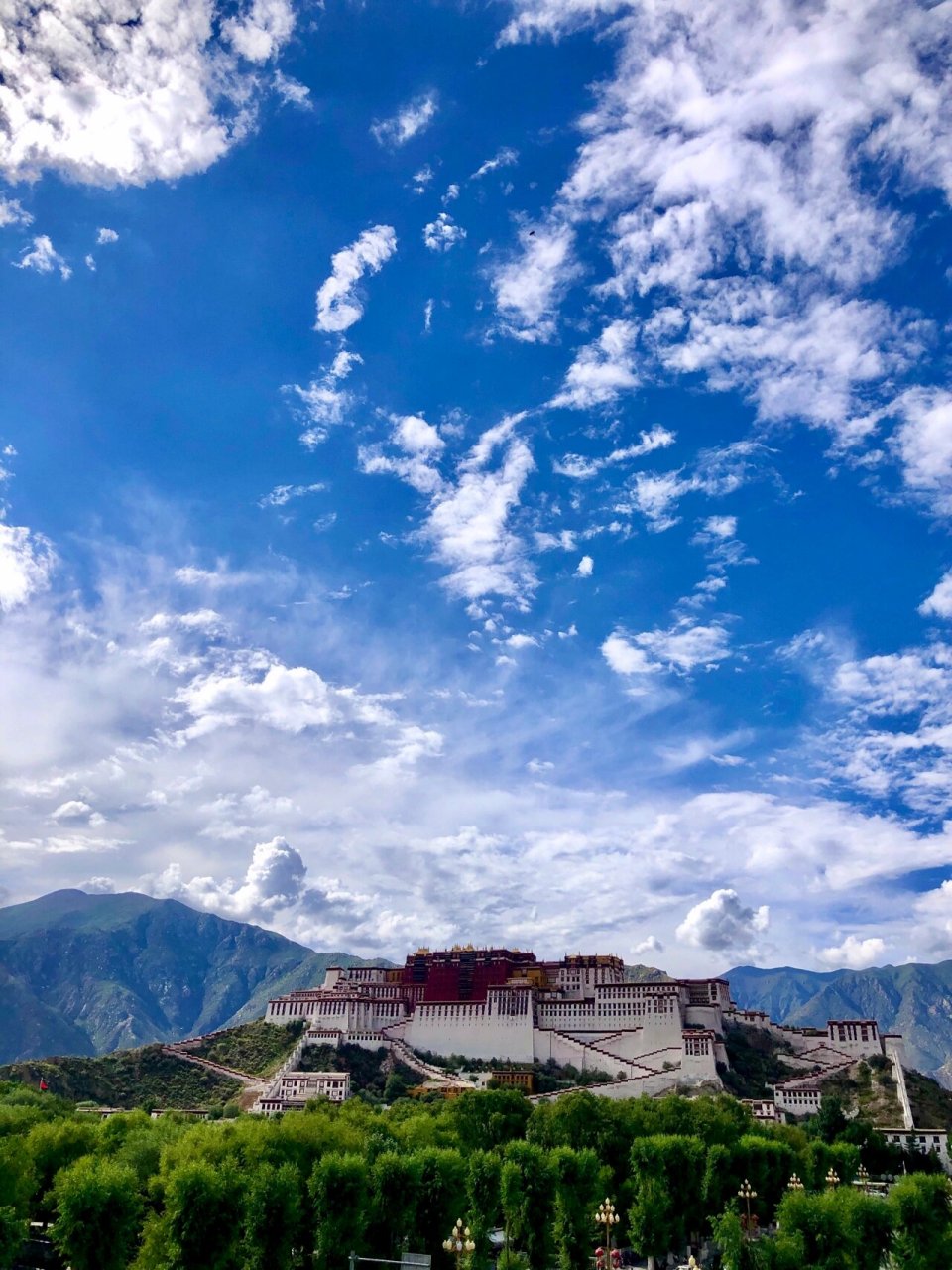 97手机里最美的4张西藏布达拉宫美景照