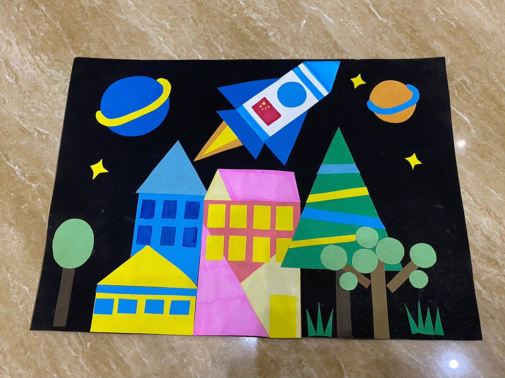 很简单的数学形状剪贴画 材料:彩色卡纸,固体胶,剪刀 如果卡纸没有