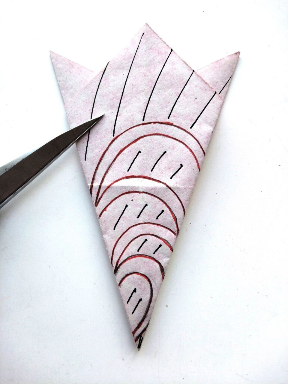 儿童手工剪纸—虞美人【原创教程 今天继续来分享五角折剪的窗花