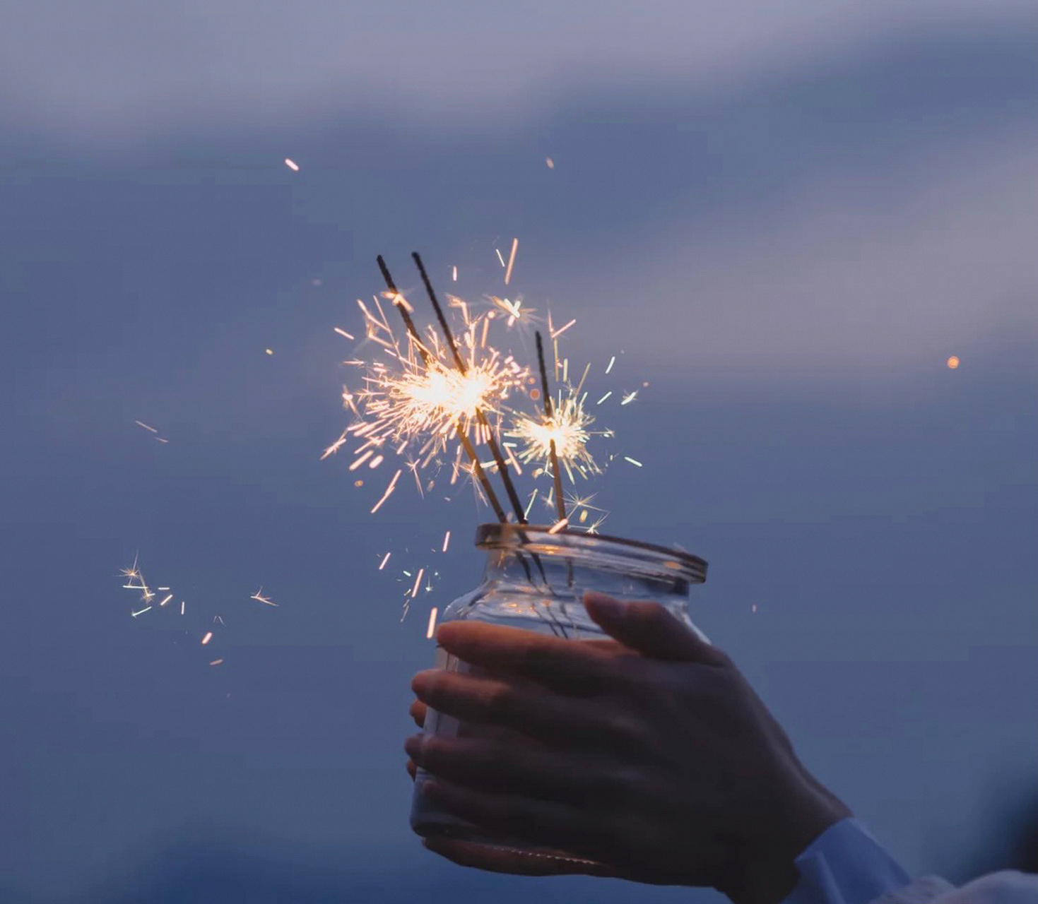 仙女棒拍摄|此刻她手捧星光 ,星光都不及你 93有人相爱,有人夜里看