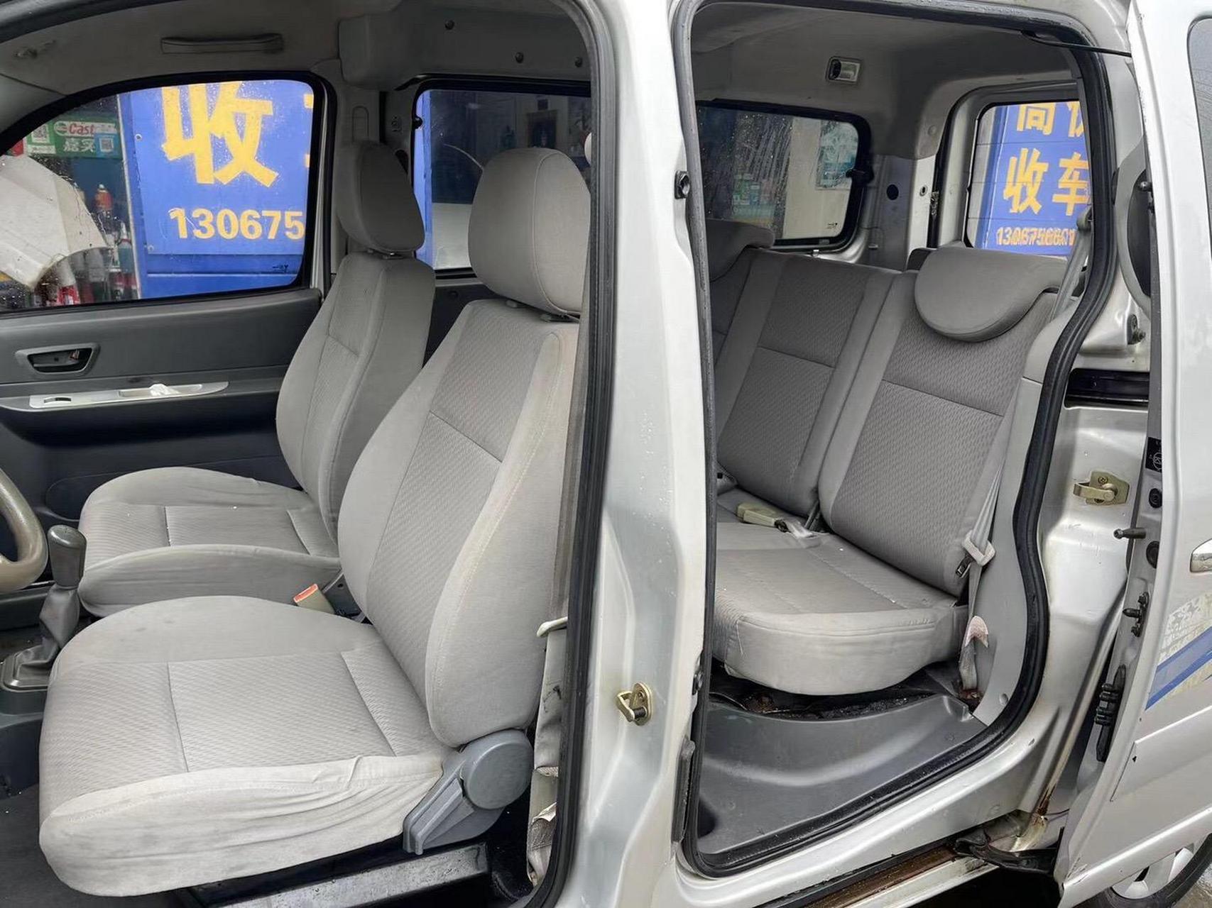 新到一台:2010年8月,双保险同步. 福田迷笛,1.