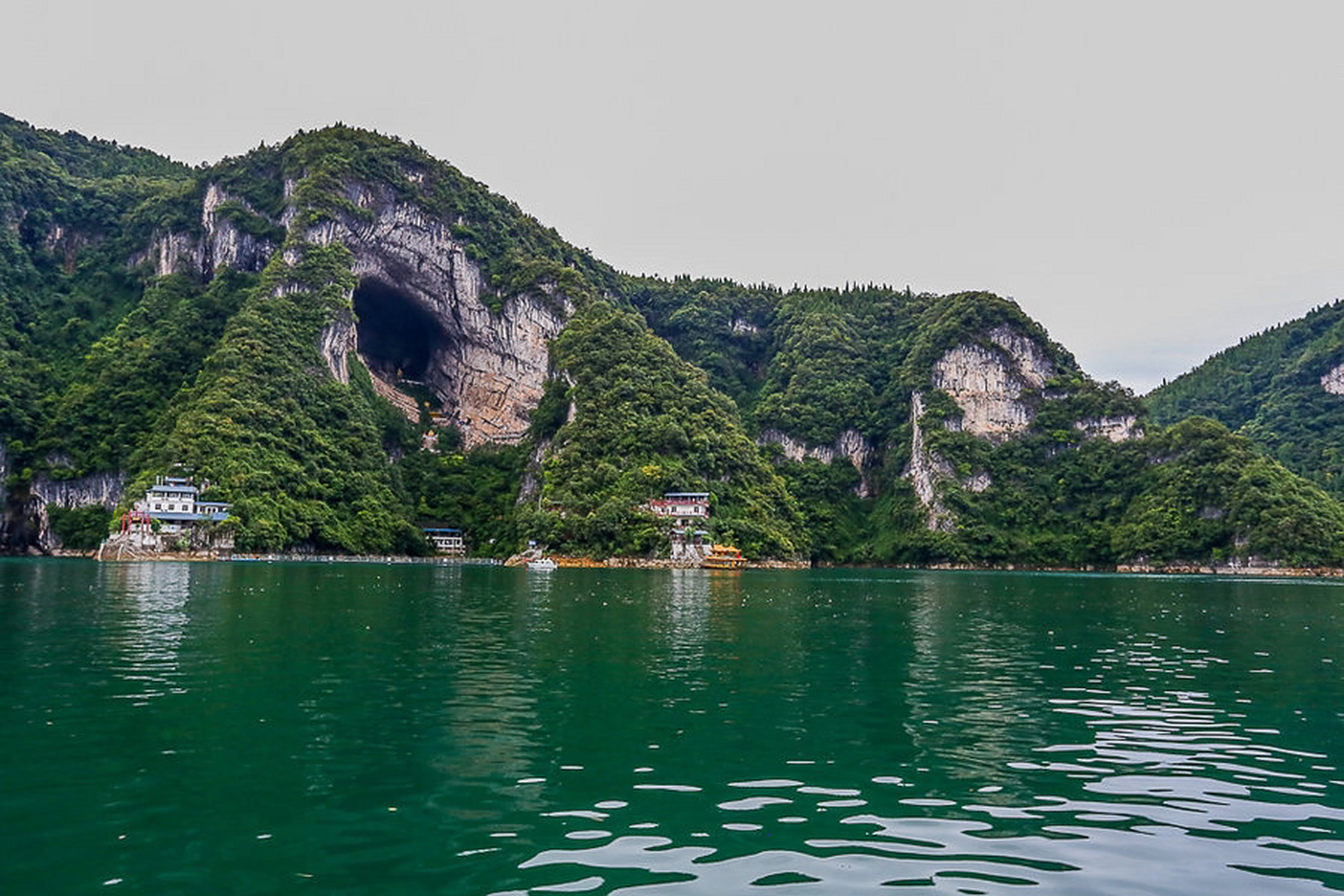 宜昌长阳-清江画廊(5a景点)必打卡 八百里清江美如画,三百里画廊在