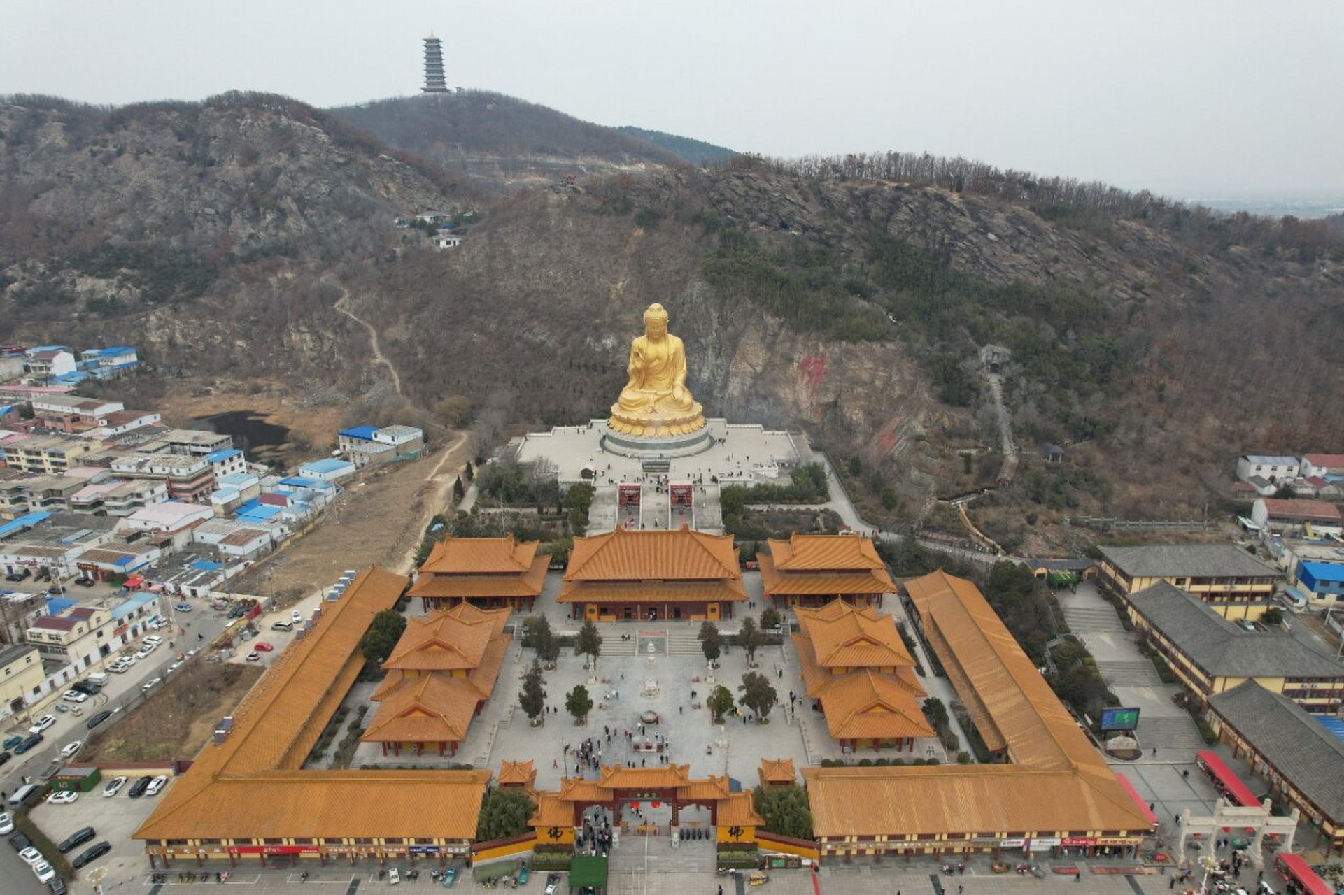 这个苏北小镇 藏着一座元朝古寺 伊山大佛 坐标:连云港灌云县伊山镇
