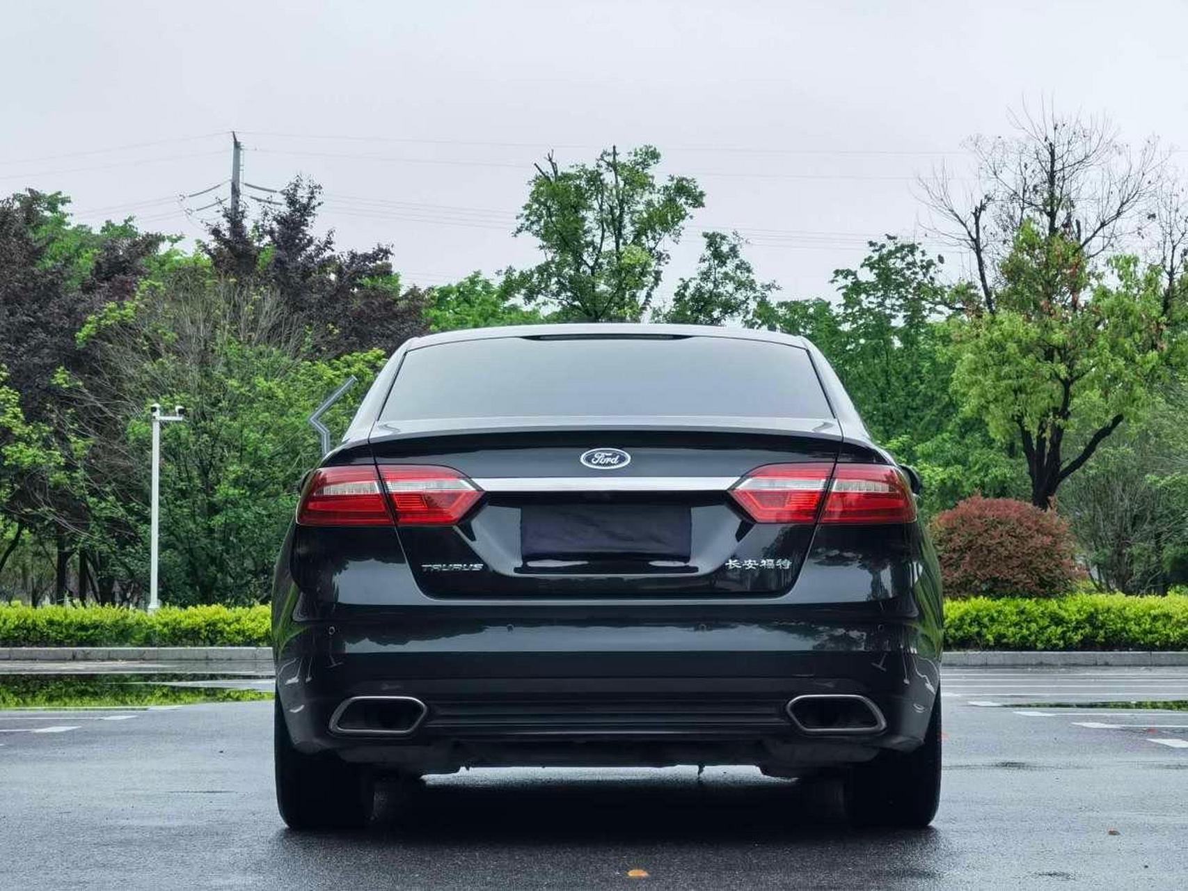 福特 金牛座 2015款 ecoboost 245 时尚型 售价:5.