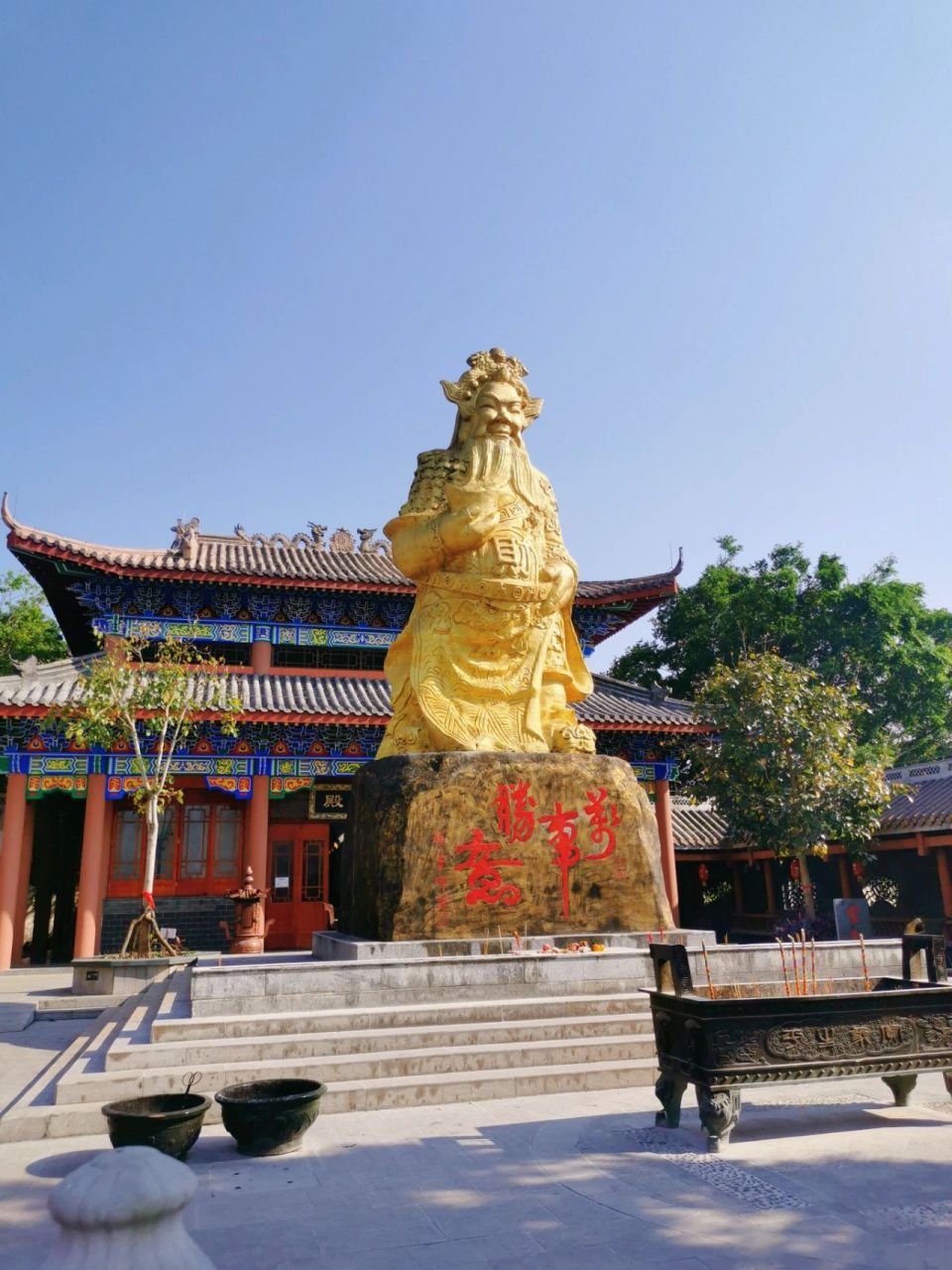 顺便拜十米大财神 五圣宫 蒲庙五圣宫据说是是广西五大名庙之一,在