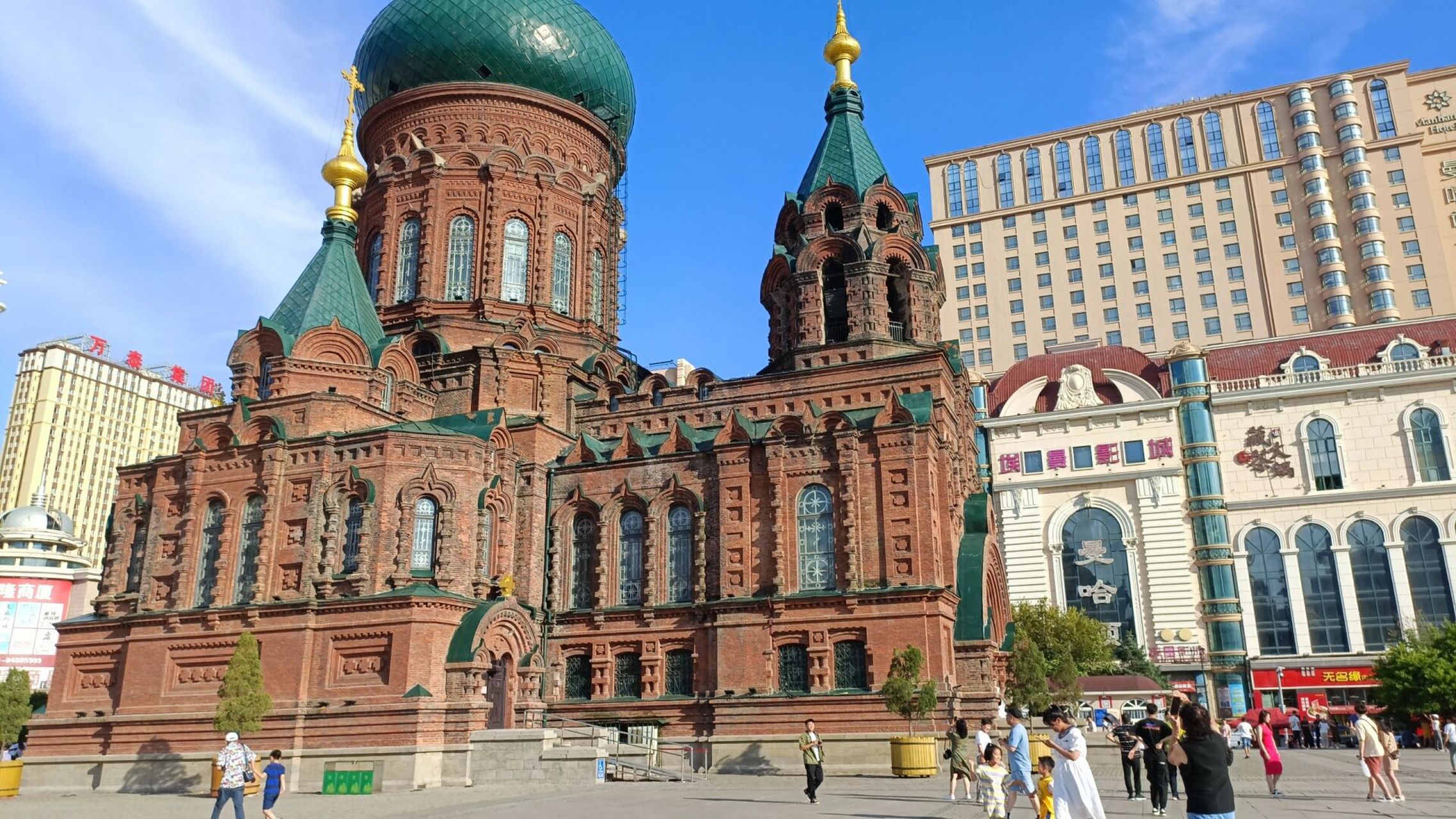 哈尔滨:圣索菲亚大教堂 圣索菲亚大教堂 广场坐落于美丽的松花江南岸