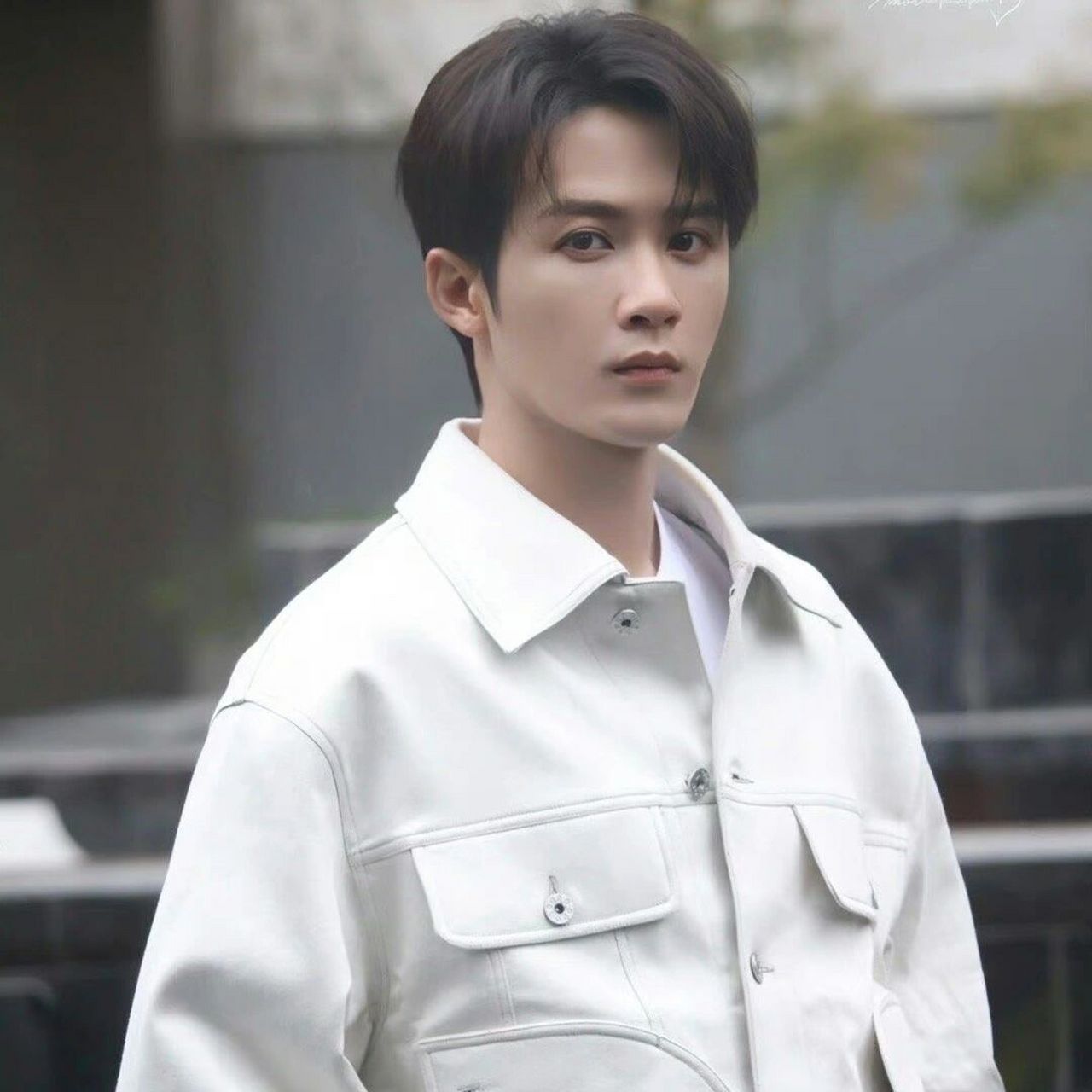 檀健次头像(纯分享) 图片来源于网络!侵权删!