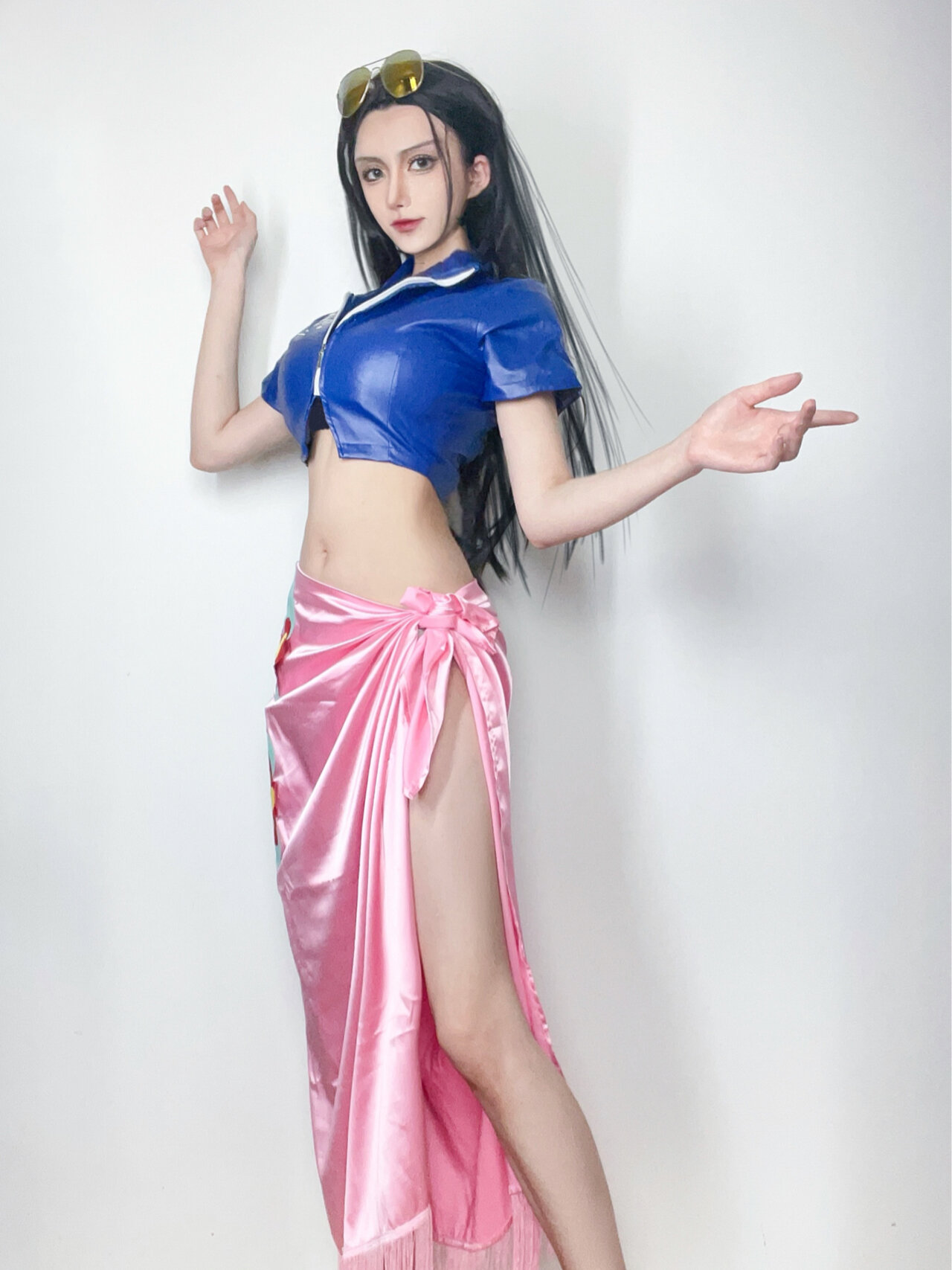 呼声最高的罗宾cos 绝了 小红书这尺寸 我根本塞不下腿 看完整图可以