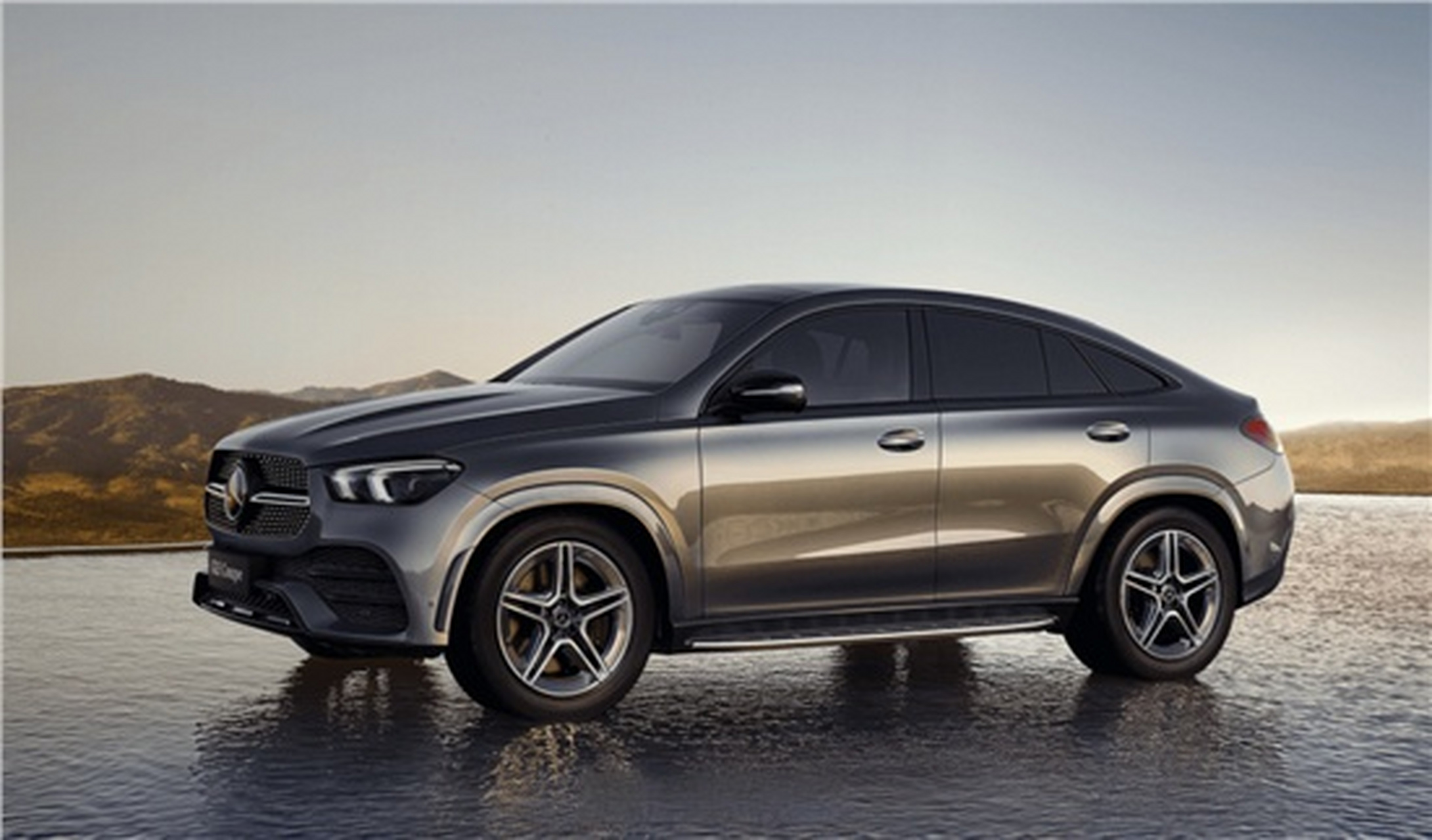 梅赛德斯-奔驰新款gle轿跑正式上市,推出1款车型,售价为82.48万元.