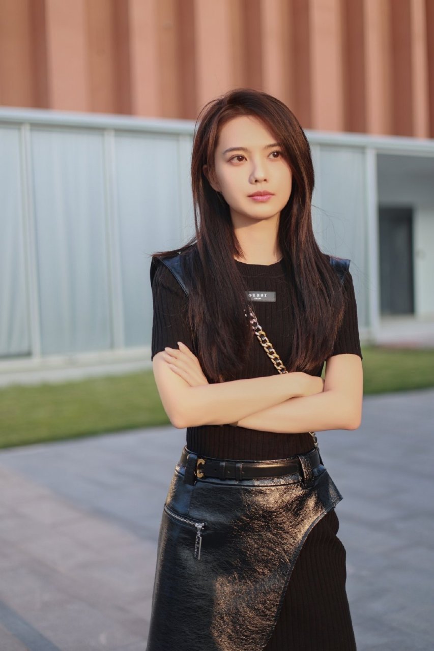 姜珮瑶演事业脑看着就靠谱# 审判了下姜珮瑶新剧《非凡医者》98