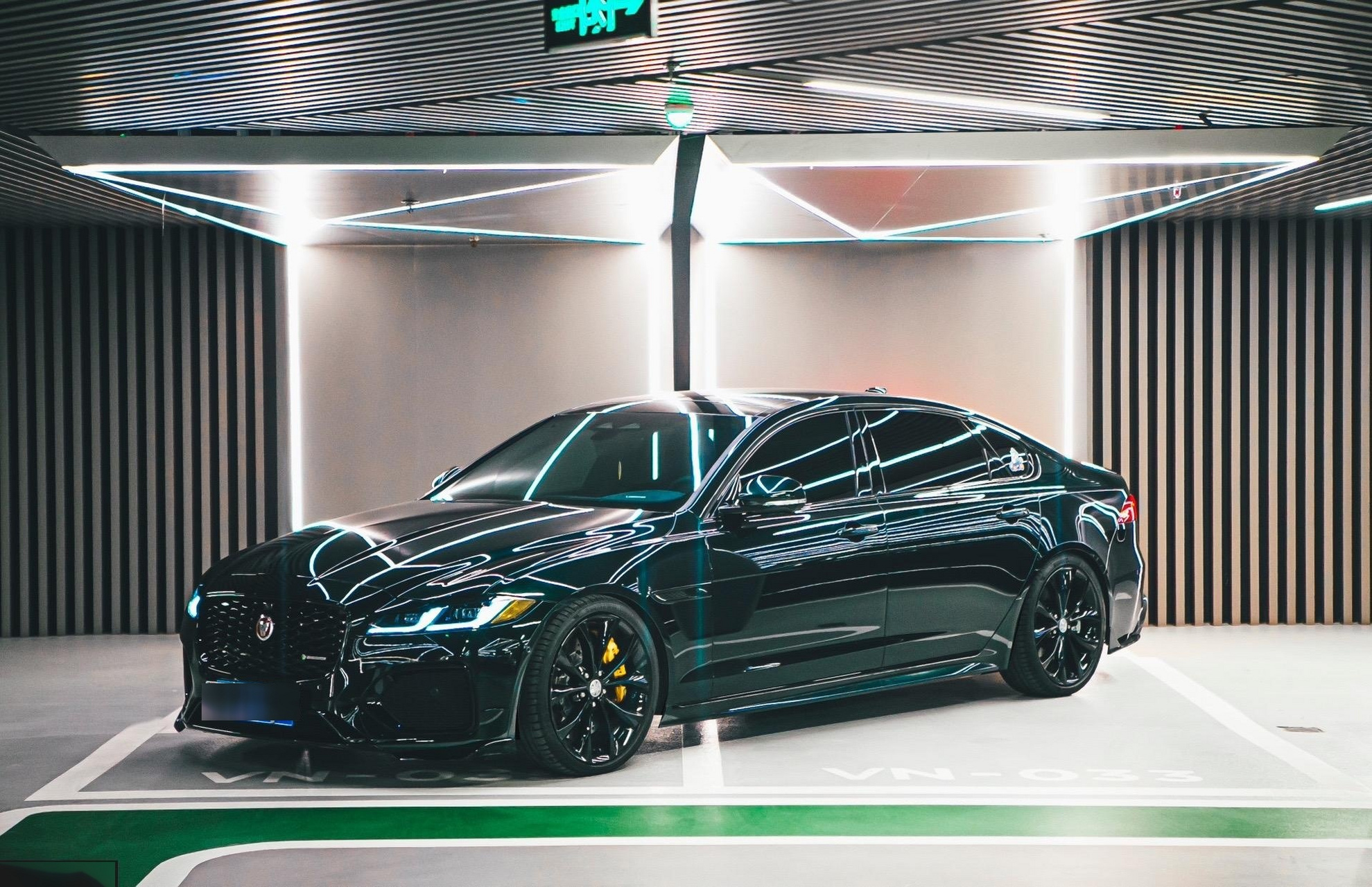 只有捷豹能驾驭的英国皇家绿?有同款颜色的快让我看看!