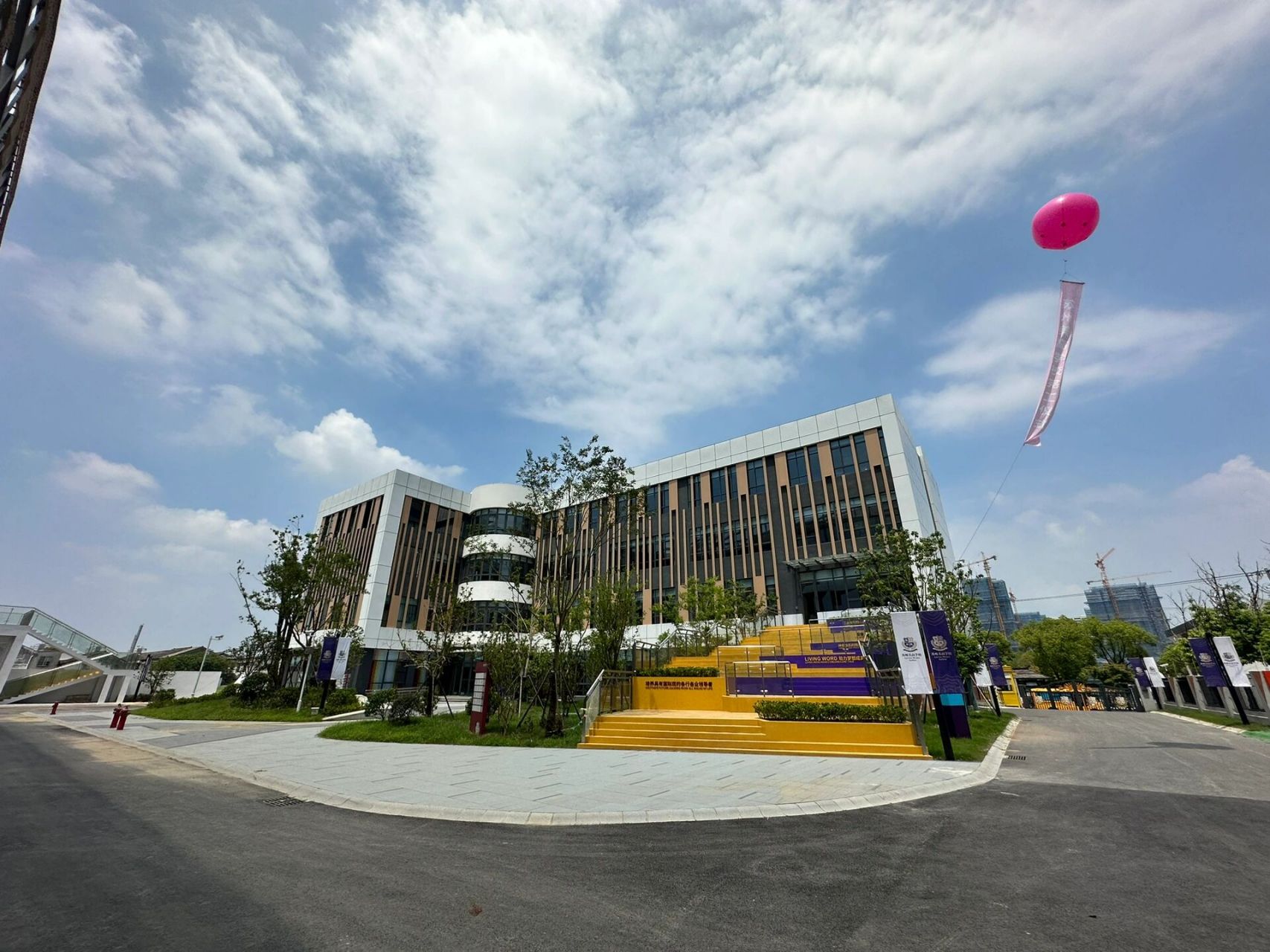 上海,苏州美高双语学校2023春招开放日报名  图片都为实拍哦,是今年