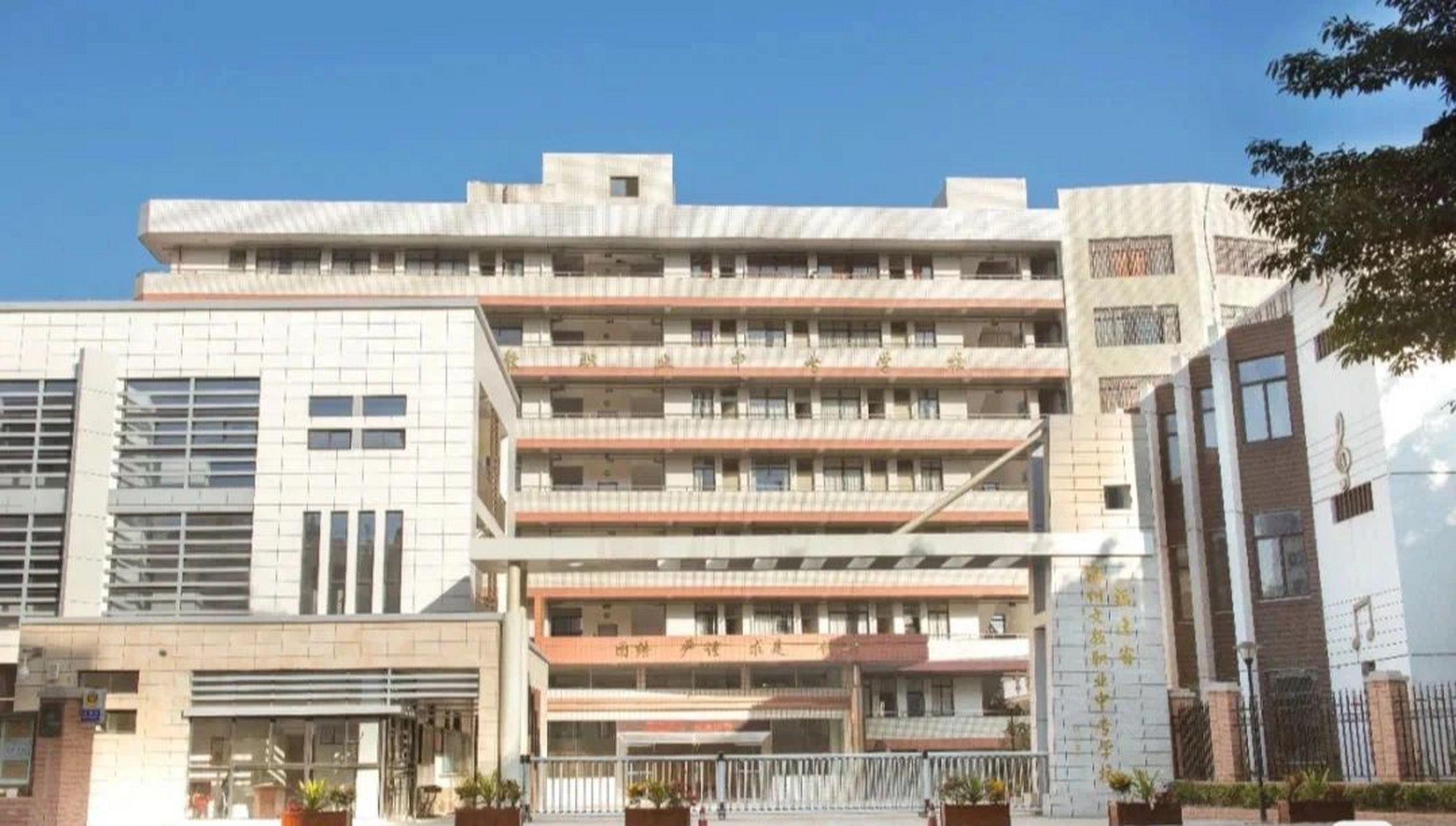 欢迎大家报考福州文教职业中专学校 欢迎大家报考福州文教职业中专