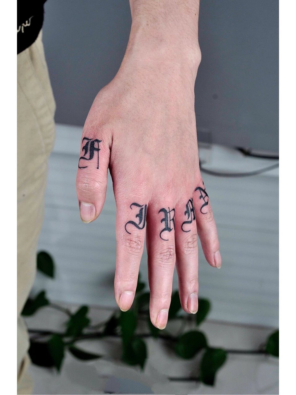 十五 十五 二十 硬气的 手指纹身 如果你选择了手指纹身 那么基本上就