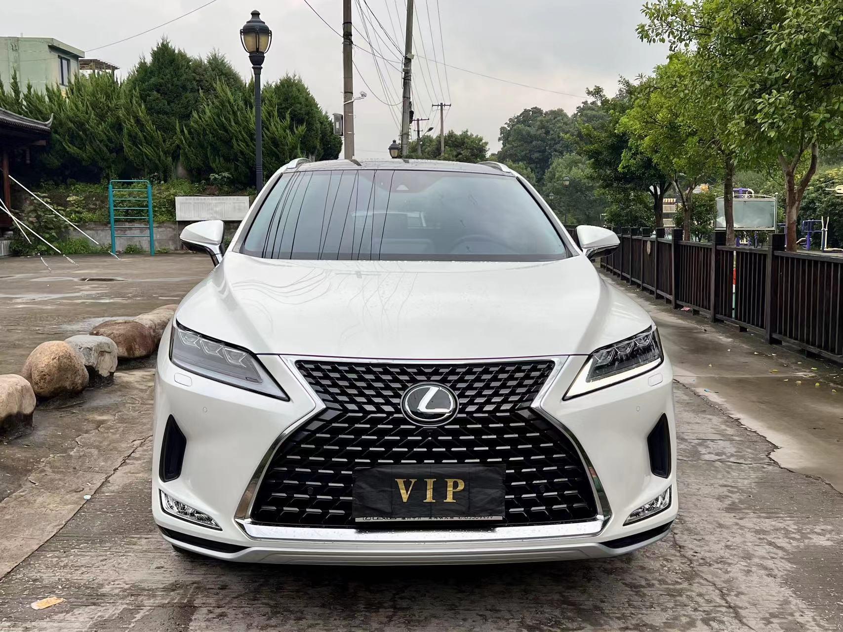 新货到2022年10月,雷克萨斯rx300,四驱,里程1万多,原版原漆 配置:抬头