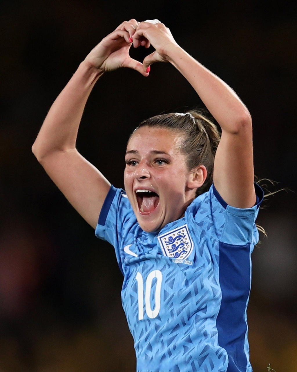 澳大利亚女足1比3英格兰女足# 图恩已成为英格兰队中(包括男足和女足